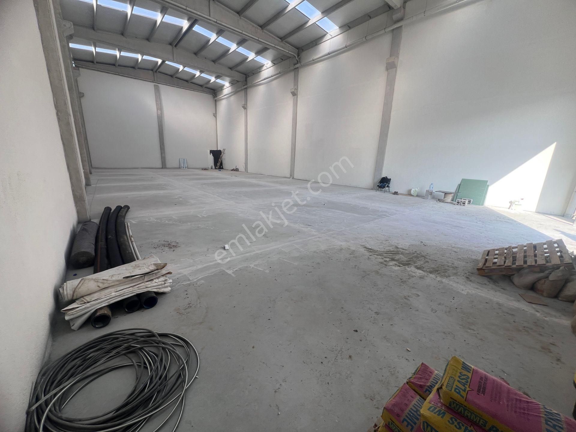 Kazan Kerestecilerde Her İşe Uygun 1300m2 Satılık Sıfır Fabrika - Görsel 7