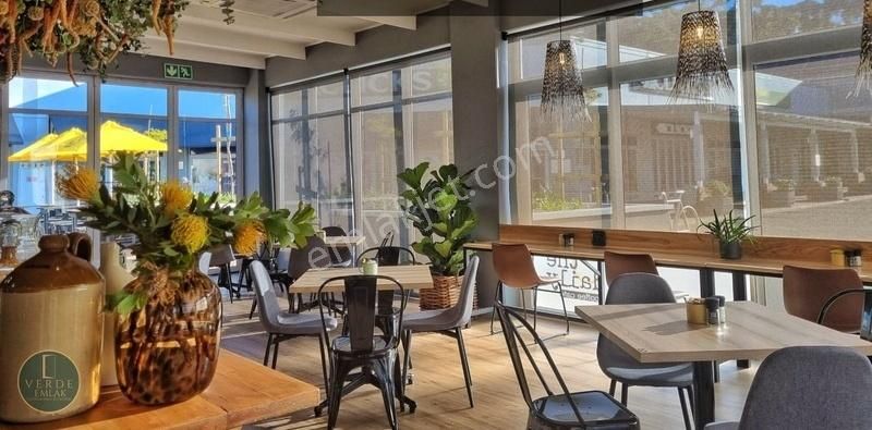 Menderes Kemalpaşa Devren Kafe & Bar Menderes Merkezde Devren Kiralık Kurumsal Cafe&restoran