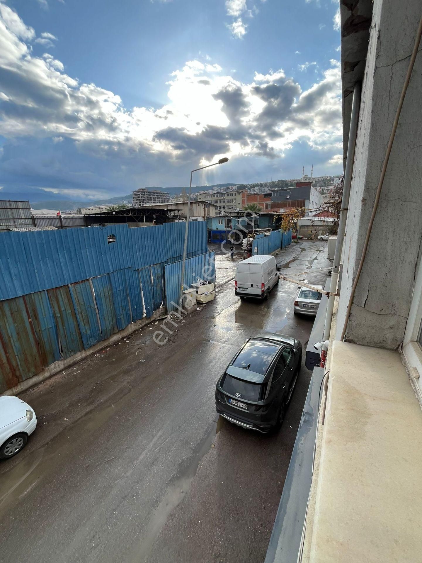 Çamdibi Tuna Mah. Kiralık 1. Kat 320 M2 Dükkan - Görsel 3