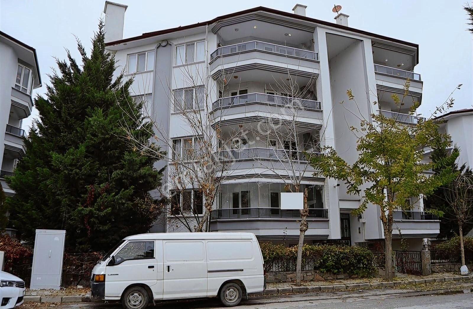 Afyonkarahisar Merkez Selçuklu Kiralık Daire Selçuklu Mah.'de 