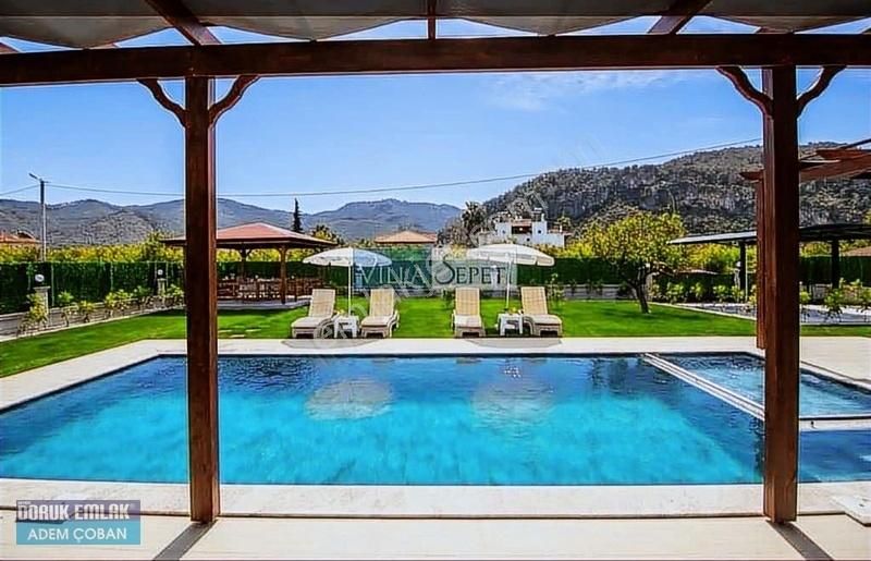 Ortaca Okçular Satılık Villa Okçular Mh 1500 M2 Arsa İçerisinde 2 Adet Mustakil Havuzlu Villa