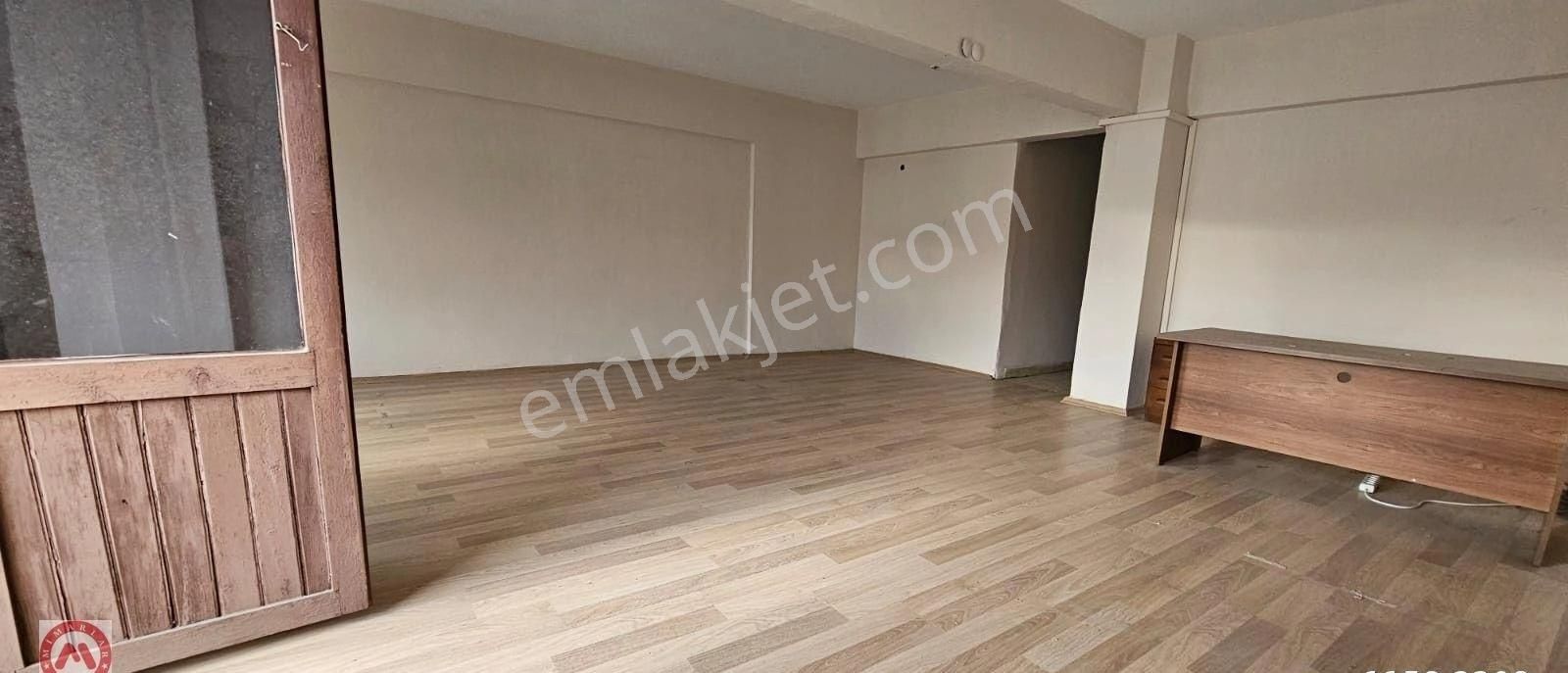 Maltepe Bağdat Caddesinde 155m2 Asansörlü 2+1 Ofislere Bürolara - Görsel 13