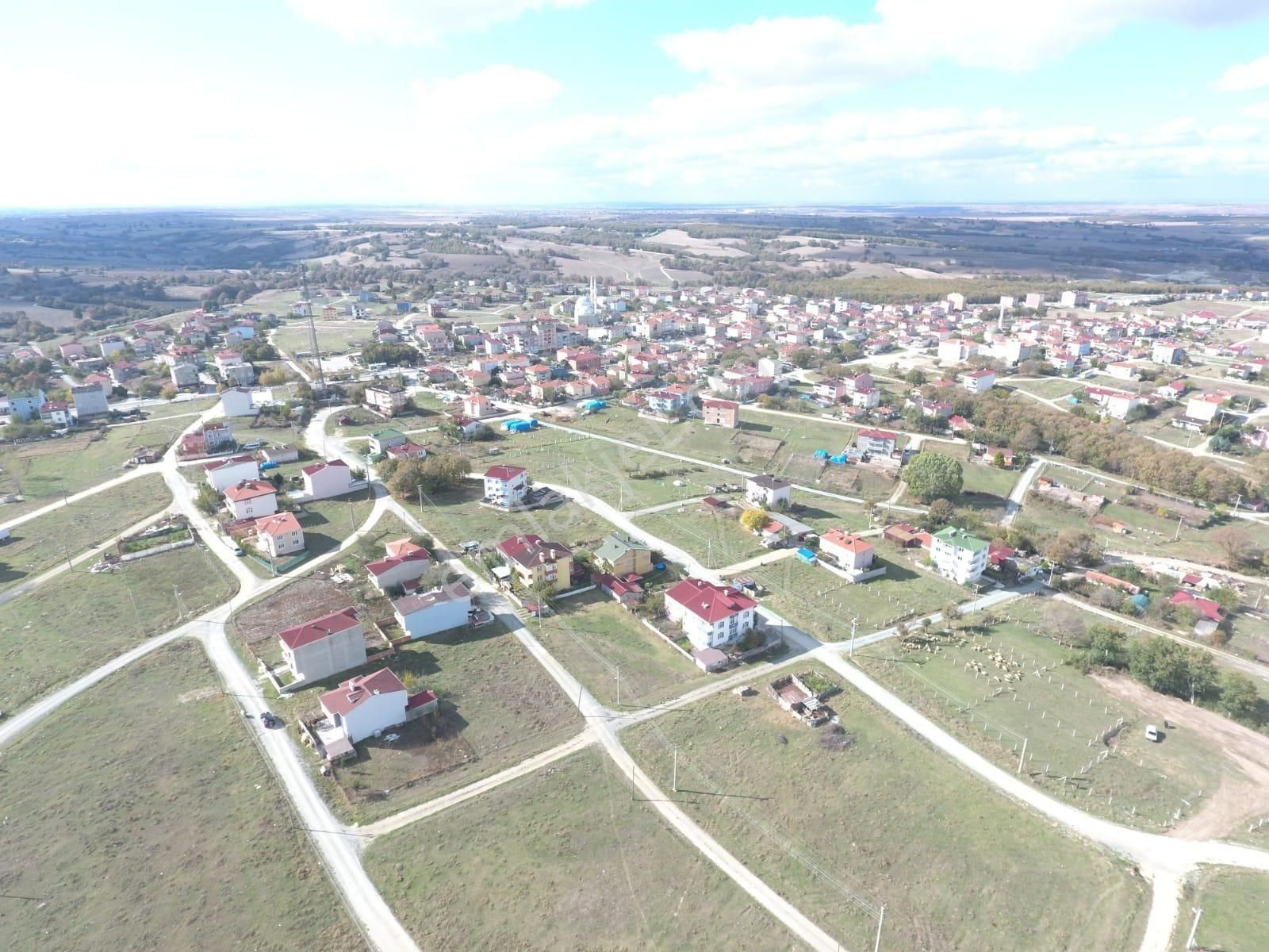 Saray Büyükyoncalı Merkez Satılık Konut İmarlı Büyükyoncalıda Caddeye 2. Ve 3. Parsel 3 Kat %35 İmarlı Arsalar