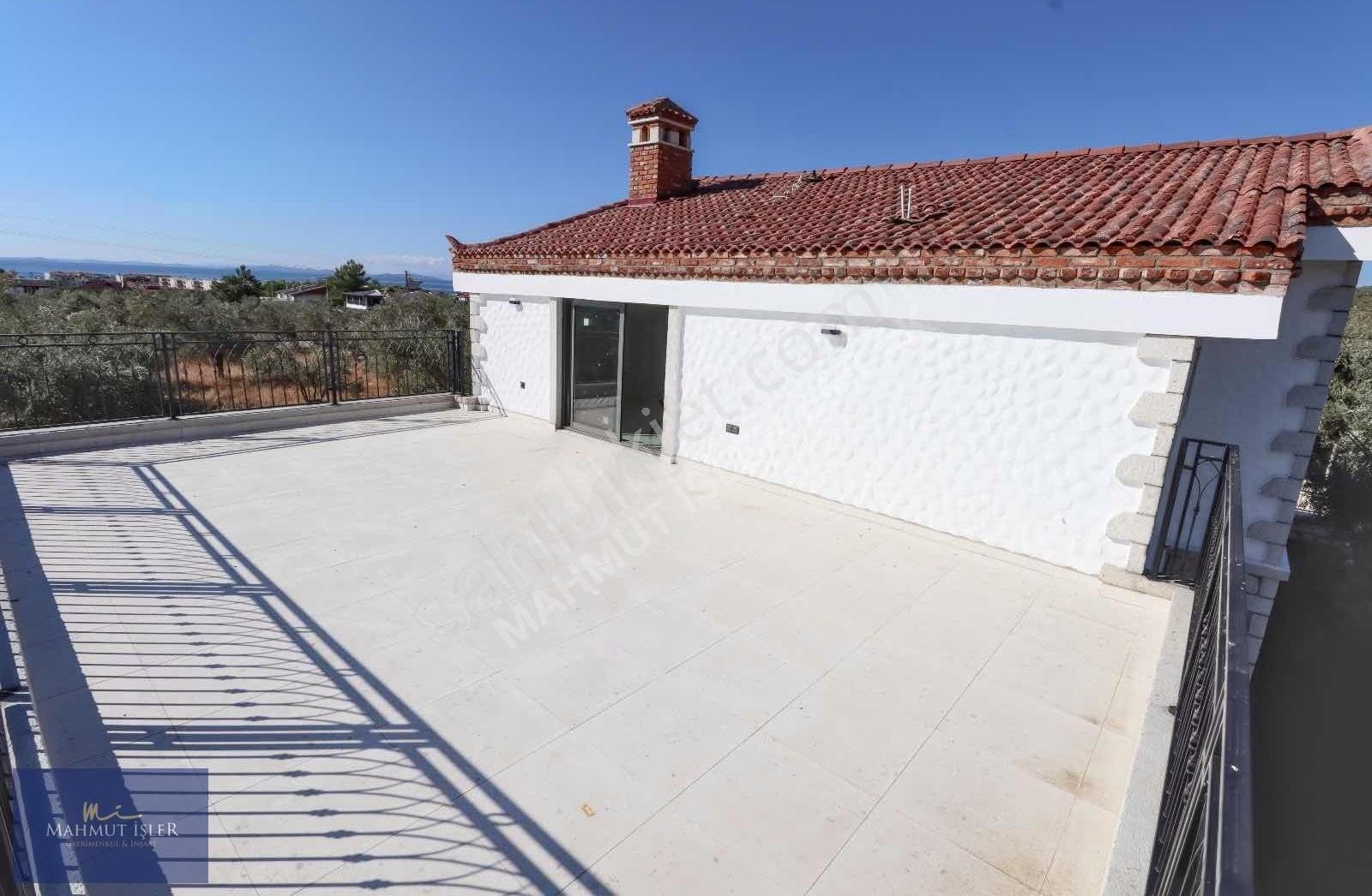 Mahmut İşler'den 650 M2 Arsa İçinde Havuzlu Taş Villa - Görsel 26