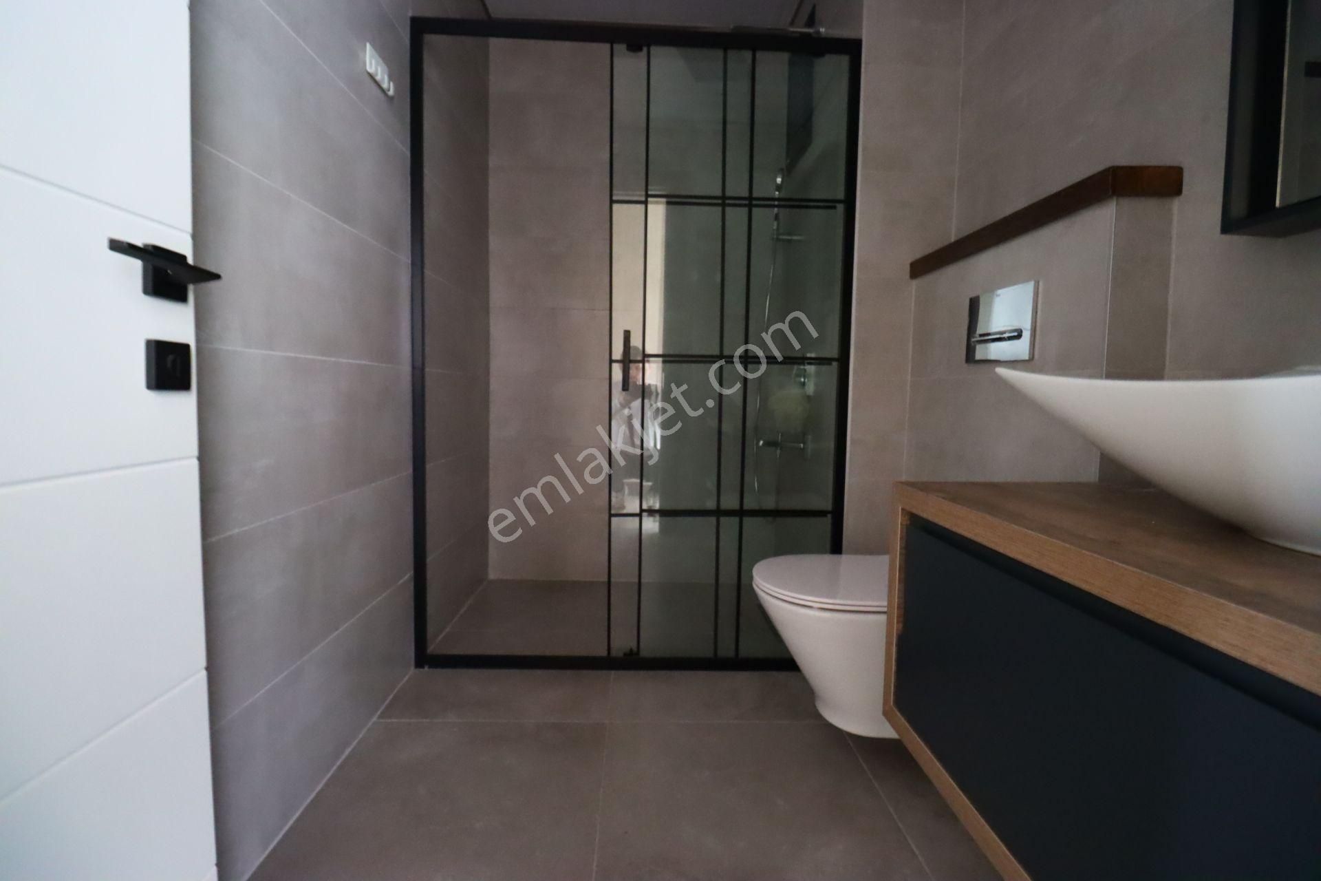 Kuşadası’nda, Site İçerisinde, Havuz Manzaralı, Lüks 2+1 Rezidans Daire - Görsel 14