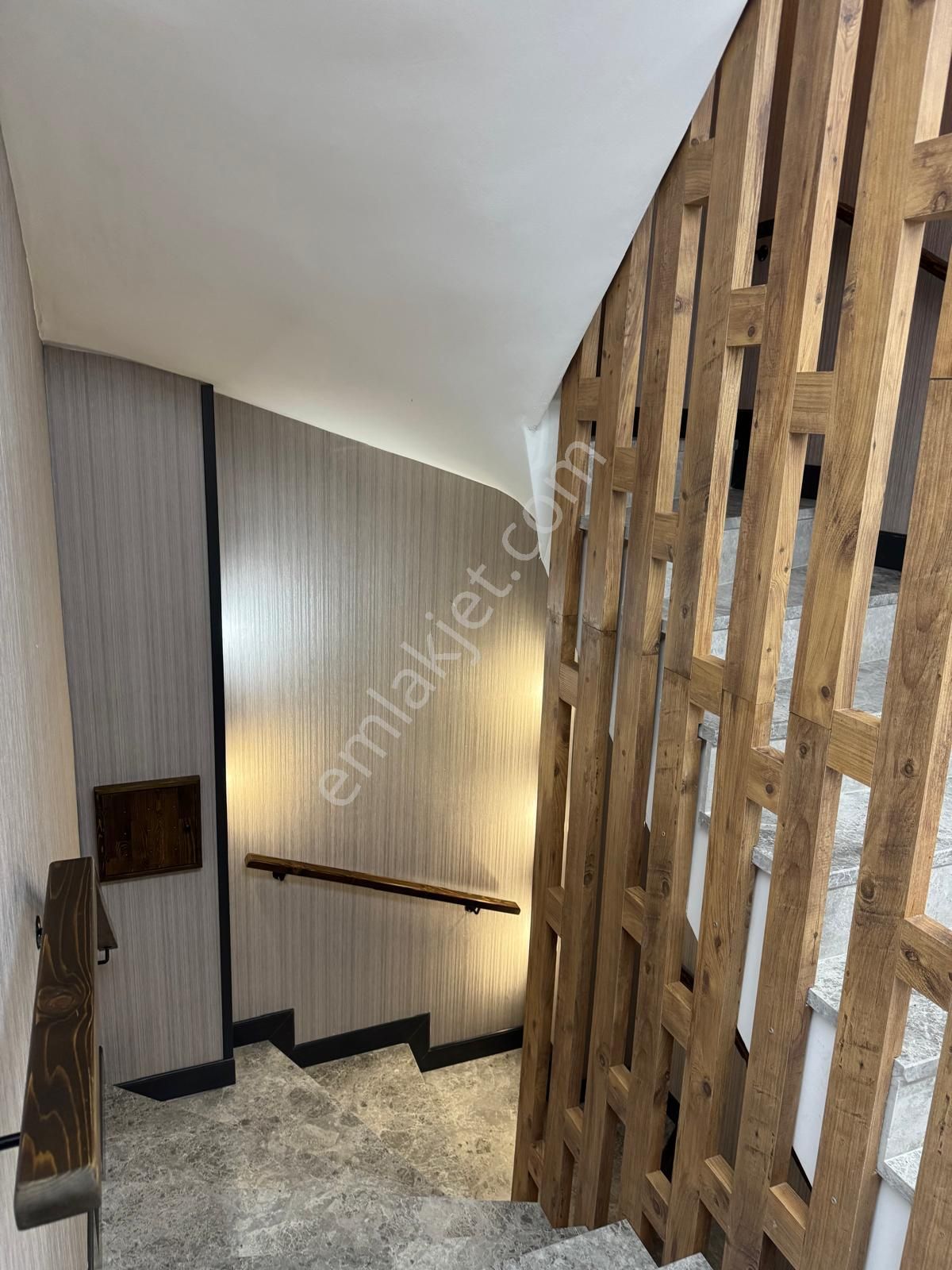 Kuşadası’nda, Site İçerisinde, Havuz Manzaralı, Lüks 2+1 Rezidans Daire - Görsel 25