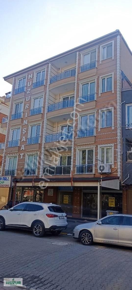 Ayvalık Altınova Kiralık Dükkan & Mağaza Altınova Merkezde Kiralik İşyeri