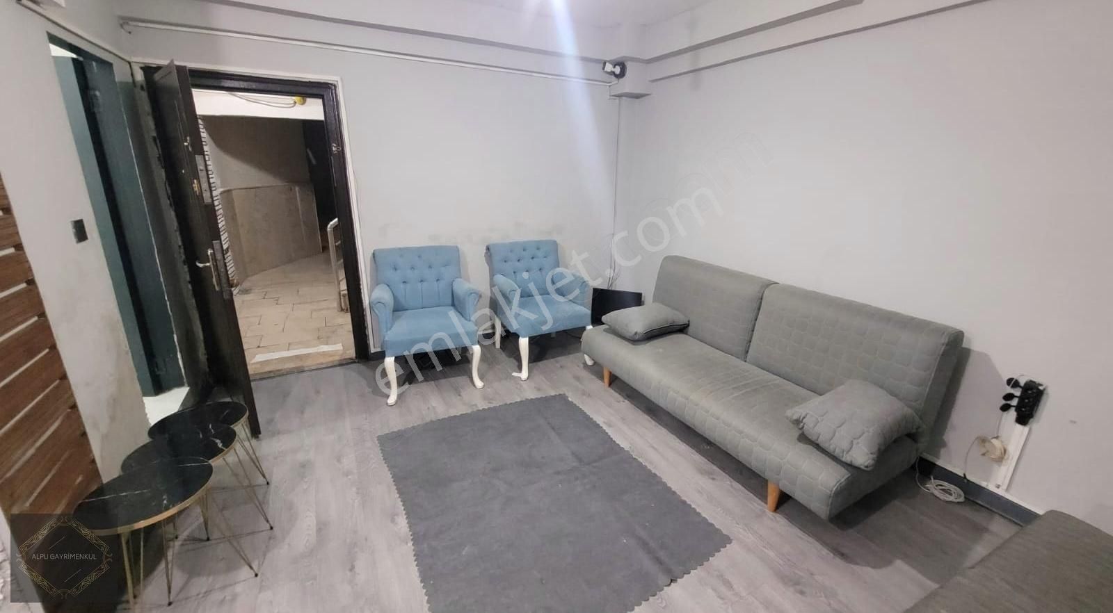 Tepebaşı Eskibağlar Kiralık Daire Collesium Arkasında 1+0 Geniş Daire Eşyalı