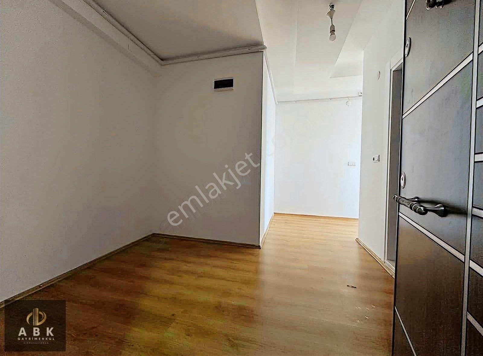 Ünye Atatürk Kiralık Daire Atatürk Mahallesi Atlantik Sitesinde Kiralık 3+1 Daire