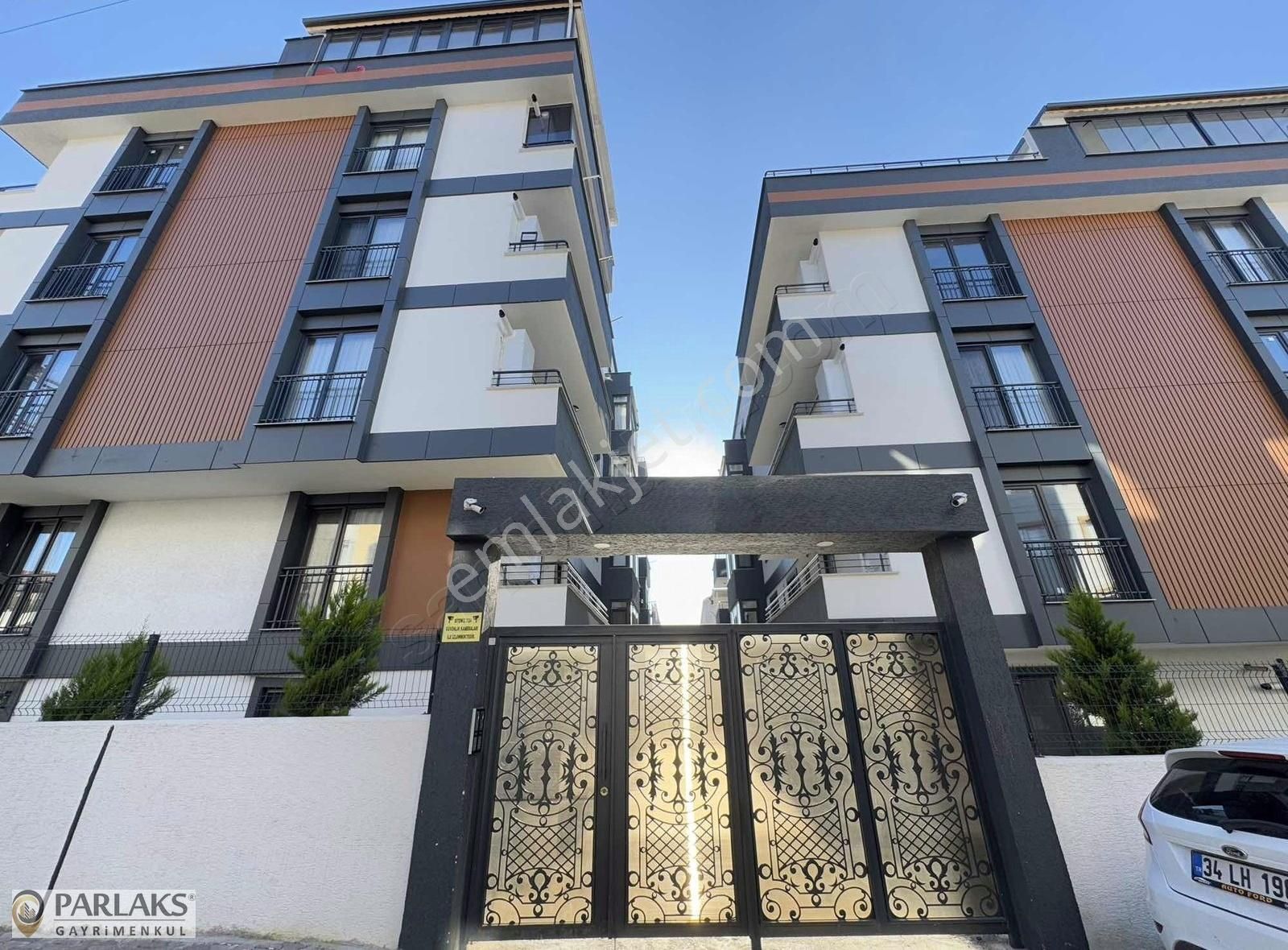 Darıca Bayramoğlu Satılık Daire Site İçi Asansörlü K.otoparklı Ultra Lüx 4+1 240m² Çatı Dubleksi