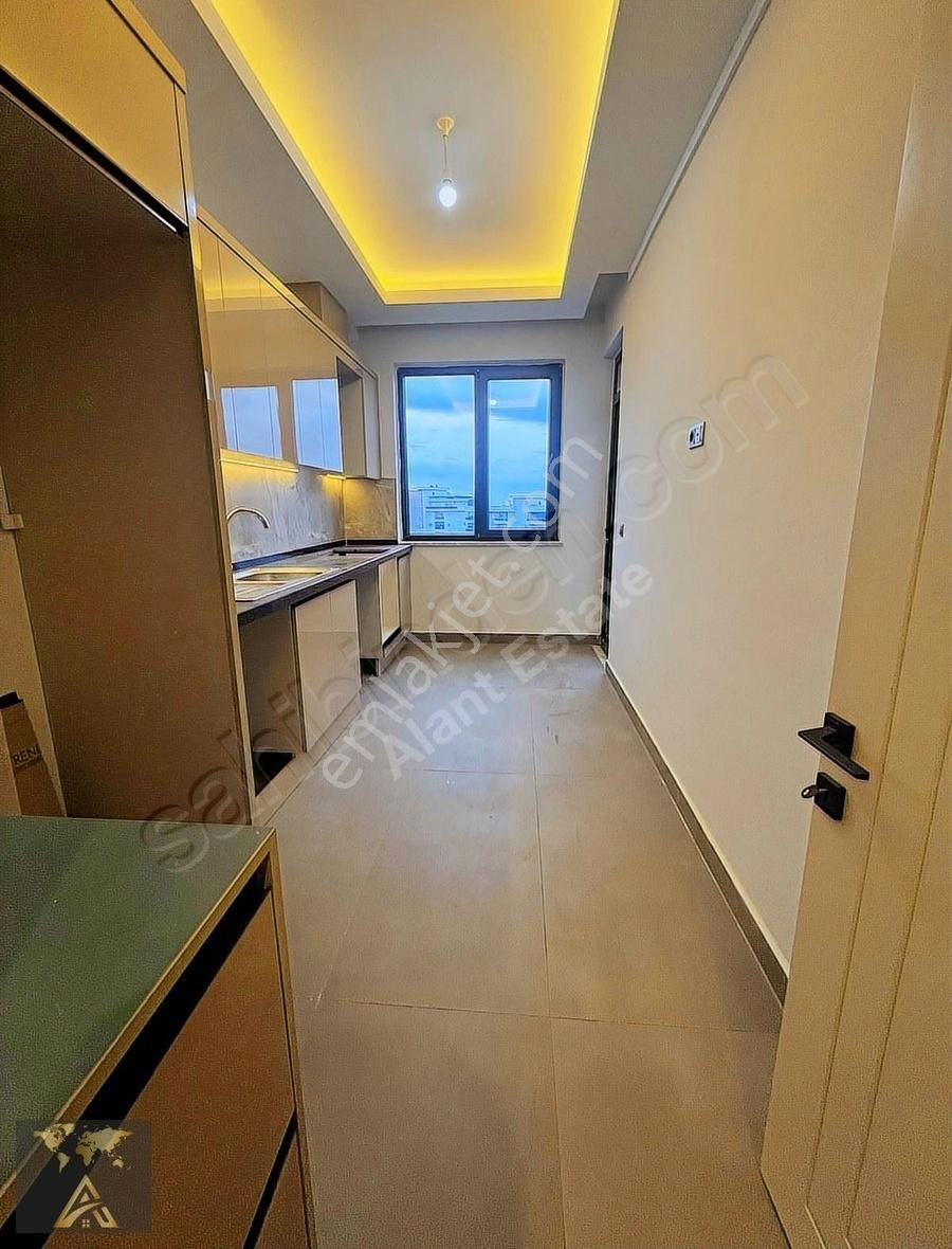 Alanya Mahmutlar Kiralık Daire Mahmutlarda 0 Binada Lüks Tasarımlı Ayrı Mutfaklı 2+1 Daire