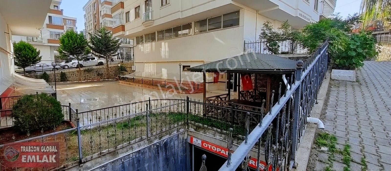 Akçaabat Yaylacık Kiralık Daire Akçaabat Yaylacık Fatih Sitesinde Kiralık Site İçi Lüks Daire