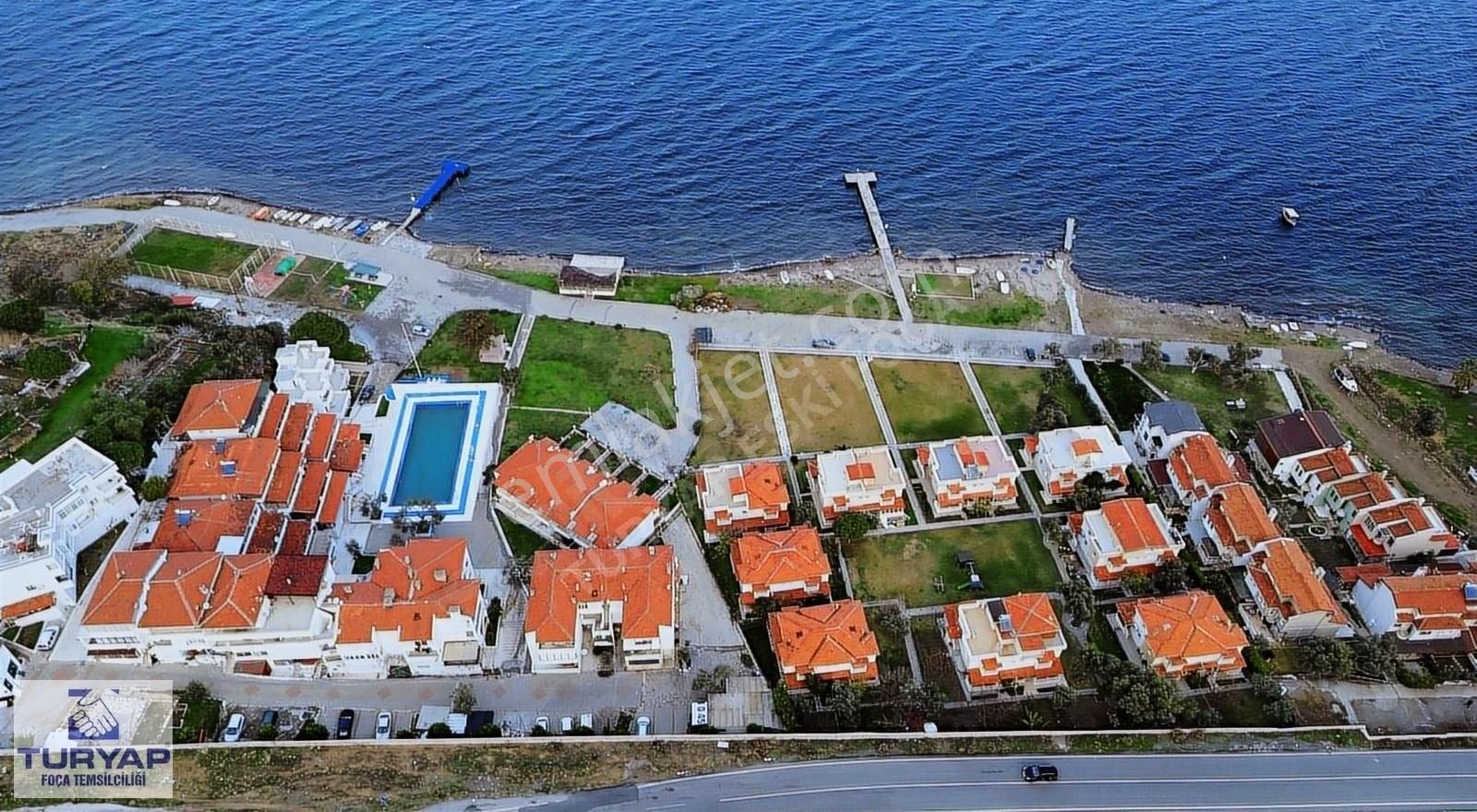 Foça Cumhuriyet Satılık Villa Turyap Foça'dan Satılık Deniz Manzaralı 5+1 Ultra Lüx Villa