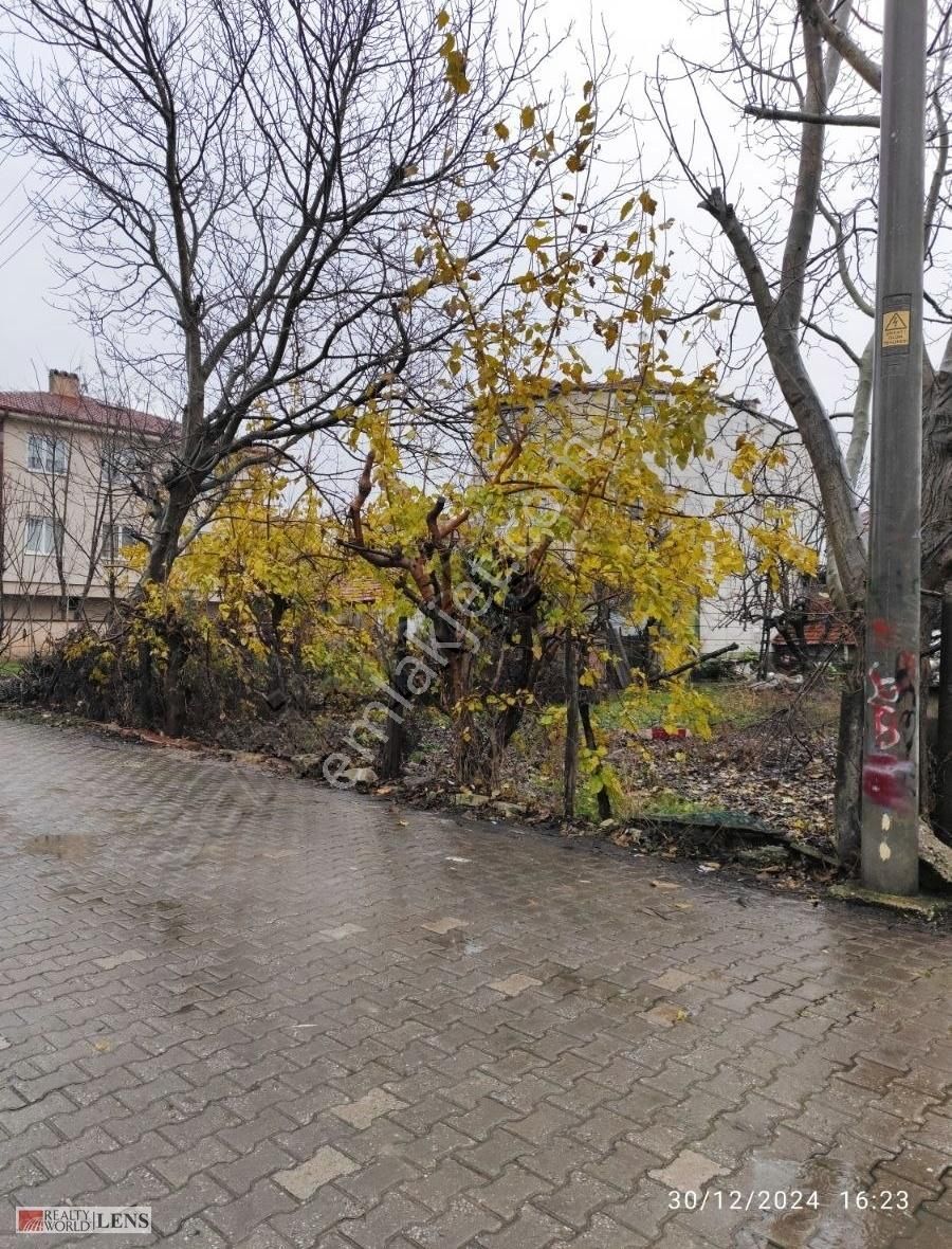 Adapazarı Çukurahmediye Satılık Konut İmarlı Muhtarlık Önü Merkezi Konumda İmarlı Arsa