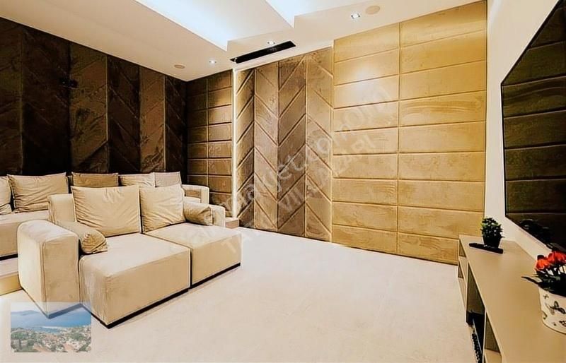 Kalkan Merkezde Lüks Deniz Manzaralı Satılık Villa - Görsel 19