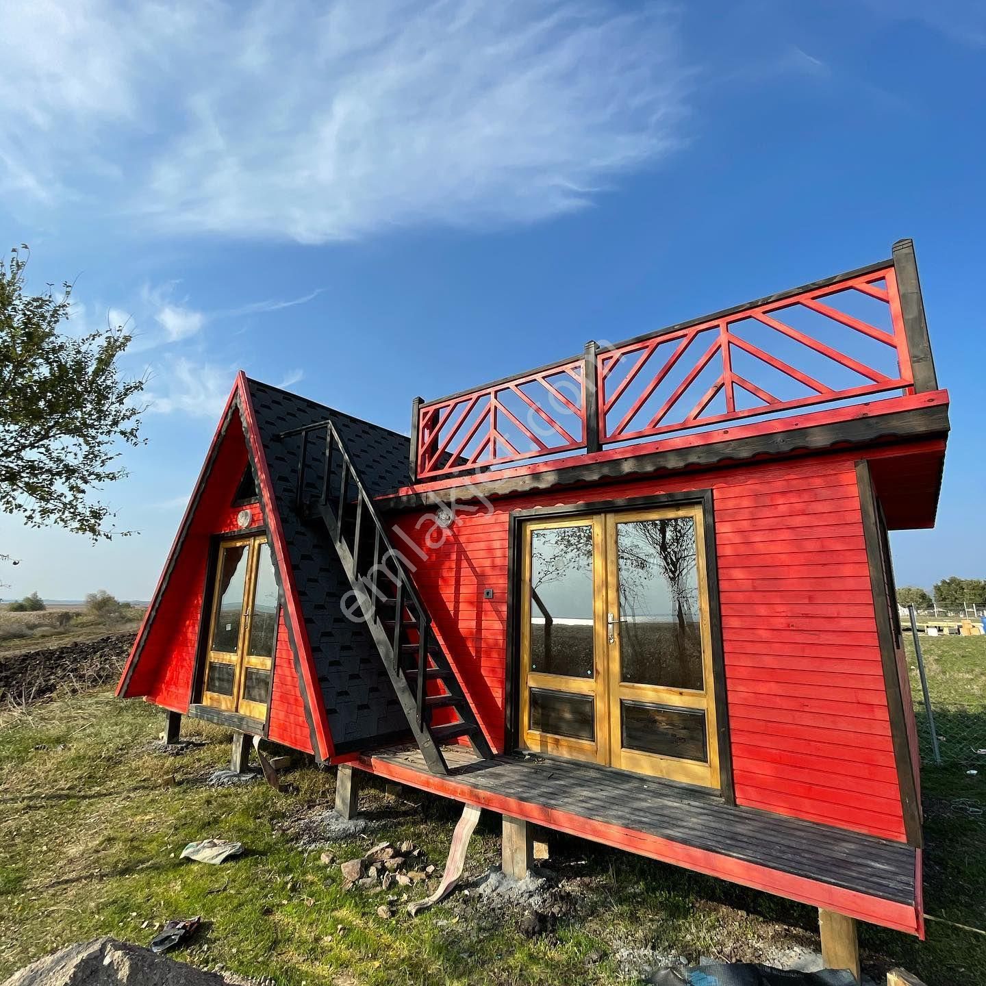 Ankara Çankaya Satılık Prefabrik Sahibinden Acil Satılık 1+1 32m2 Oturma Alanı Teraslı Bağ Evi Hobi Evi