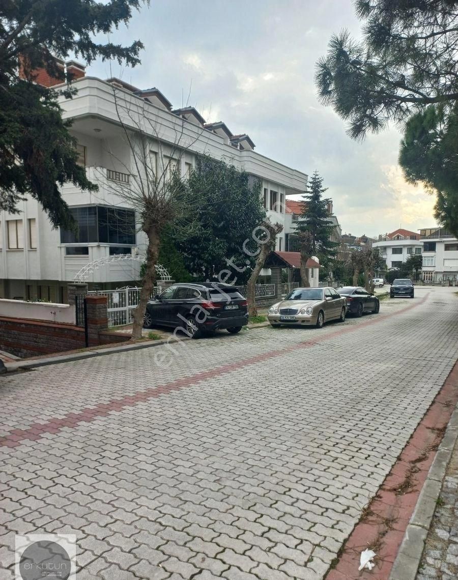 Bakırköy Basınköy Satılık Daire Erkutun'dan, Florya Basınköy'de Üç Cepheli, Çok Geniş Manzaralı Çift Teraslı Çatı Dubleksi