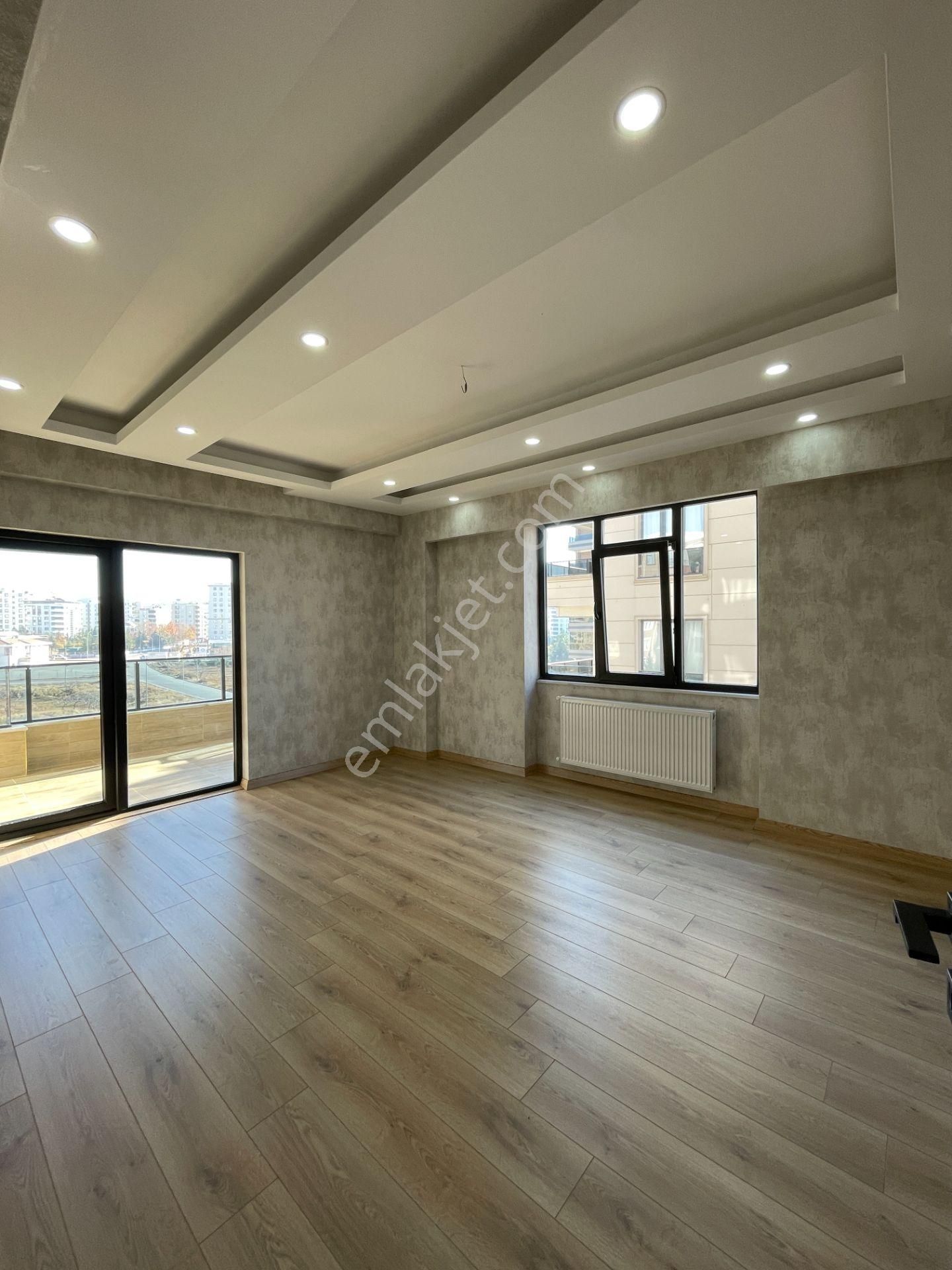 Karaköprü Atakent'te 3+1 Odalı Sıfır Lüx Daire - Görsel 7