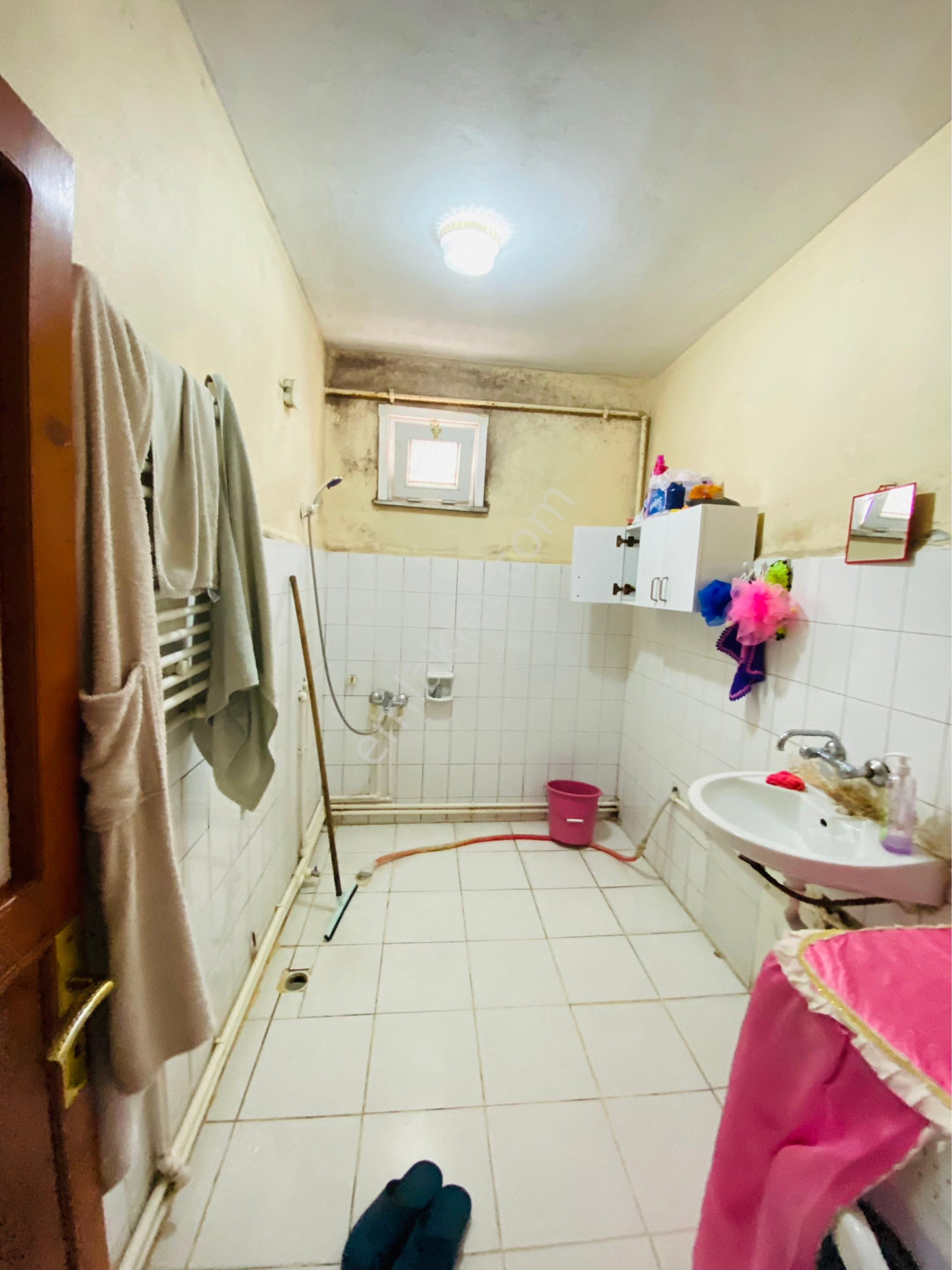 Mimarsinan Mahallesinde Satılık 3 Katlı Bina - Görsel 23