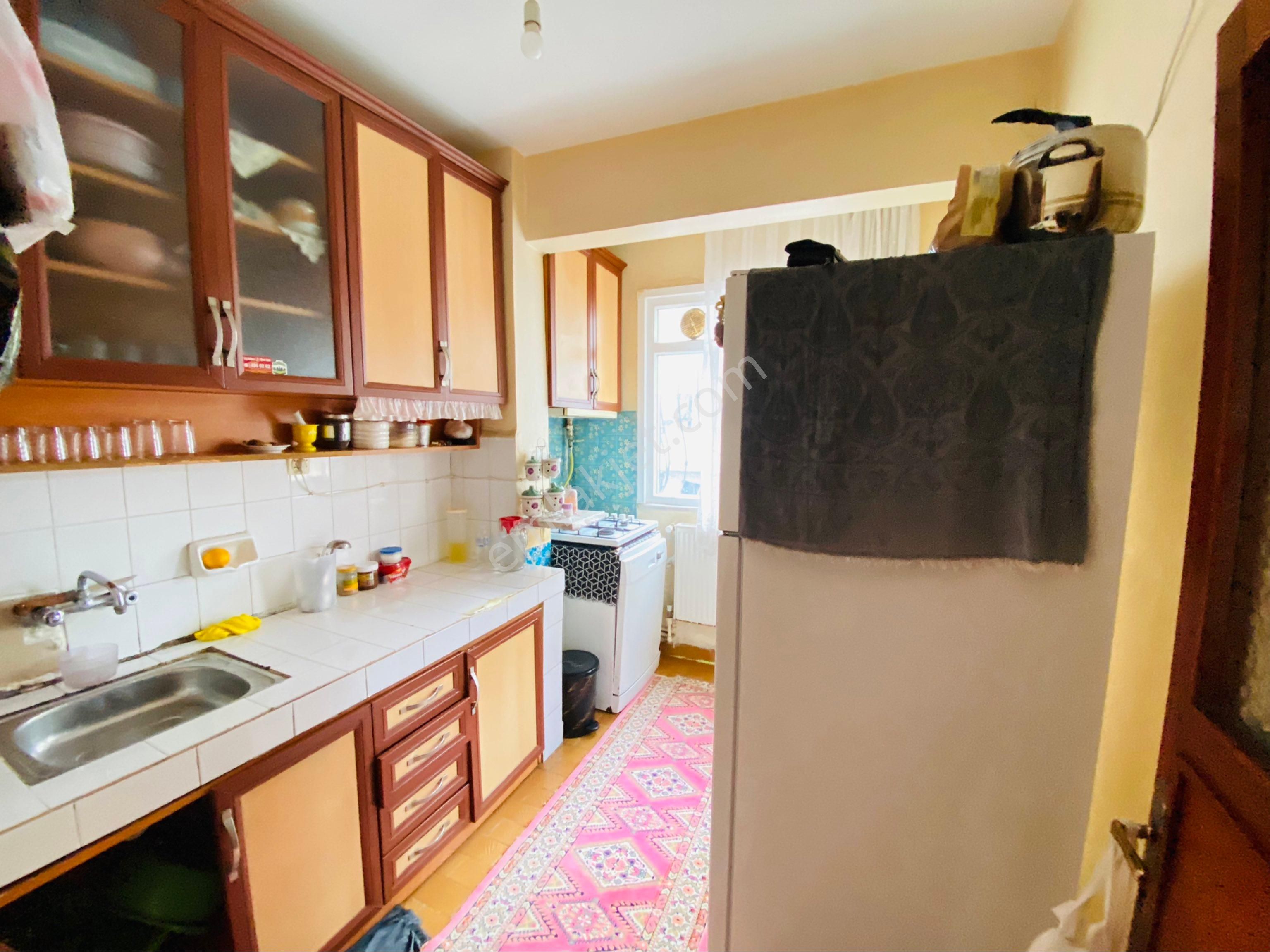 Mimarsinan Mahallesinde Satılık 3 Katlı Bina - Görsel 35