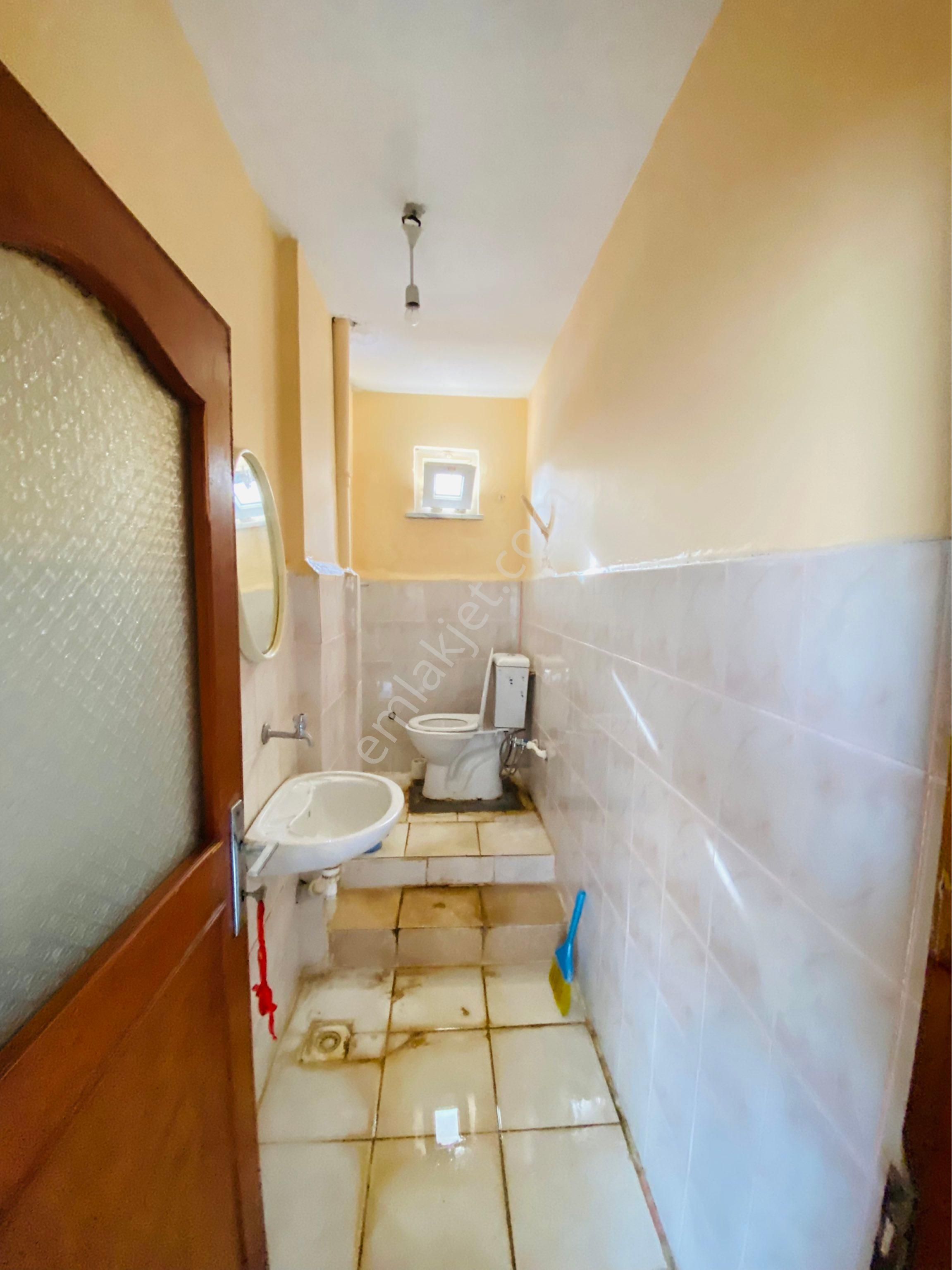 Mimarsinan Mahallesinde Satılık 3 Katlı Bina - Görsel 17