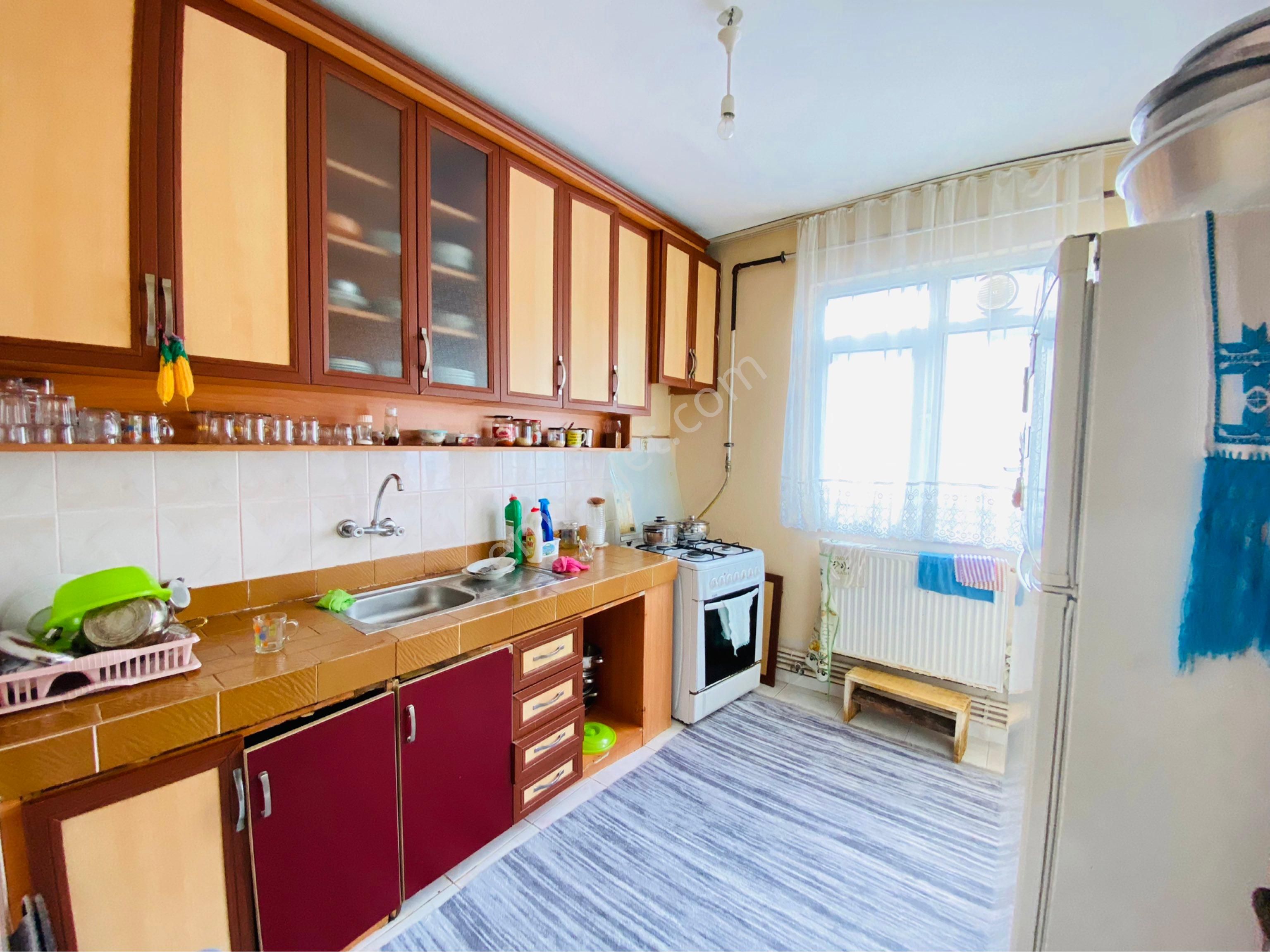 Mimarsinan Mahallesinde Satılık 3 Katlı Bina - Görsel 8