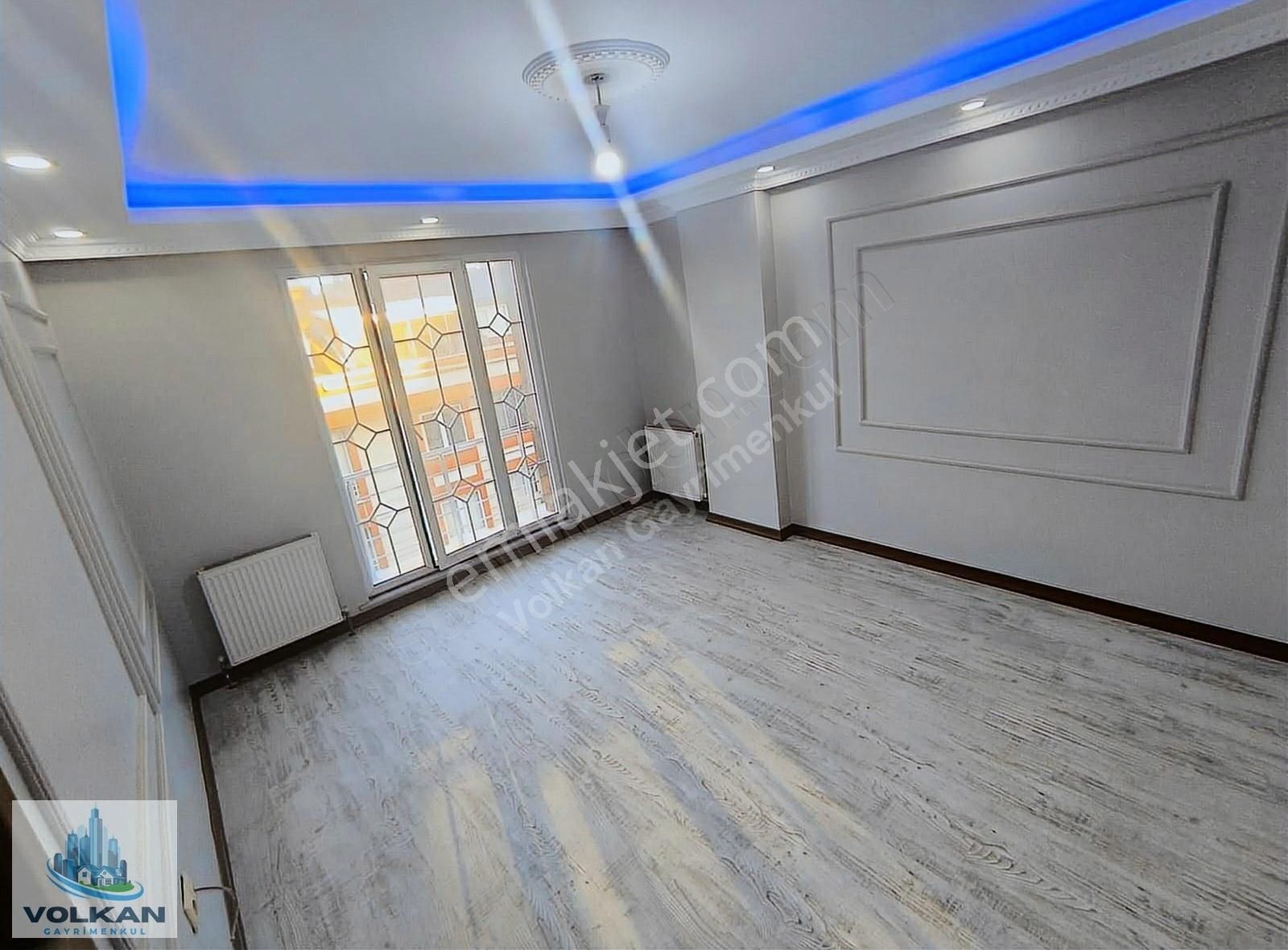 Sultangazi Cebeci Kiralık Daire Cebeci Mah 2+1 90m2 Asansörlü Kiralık 3.kat Daire