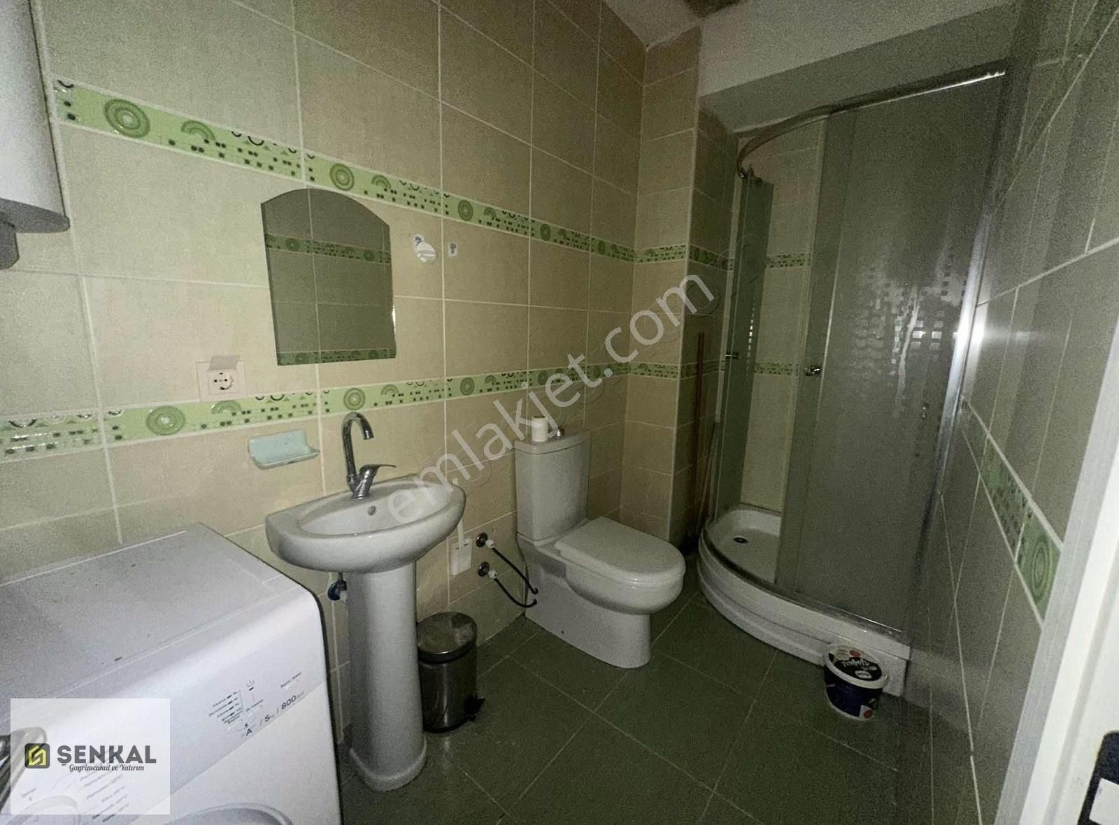 Kırklareli Merkez İstasyon Kiralık Daire Şenkal Gayrimenkul'den Birun Sitesinde Kiralık 1+1 Daire