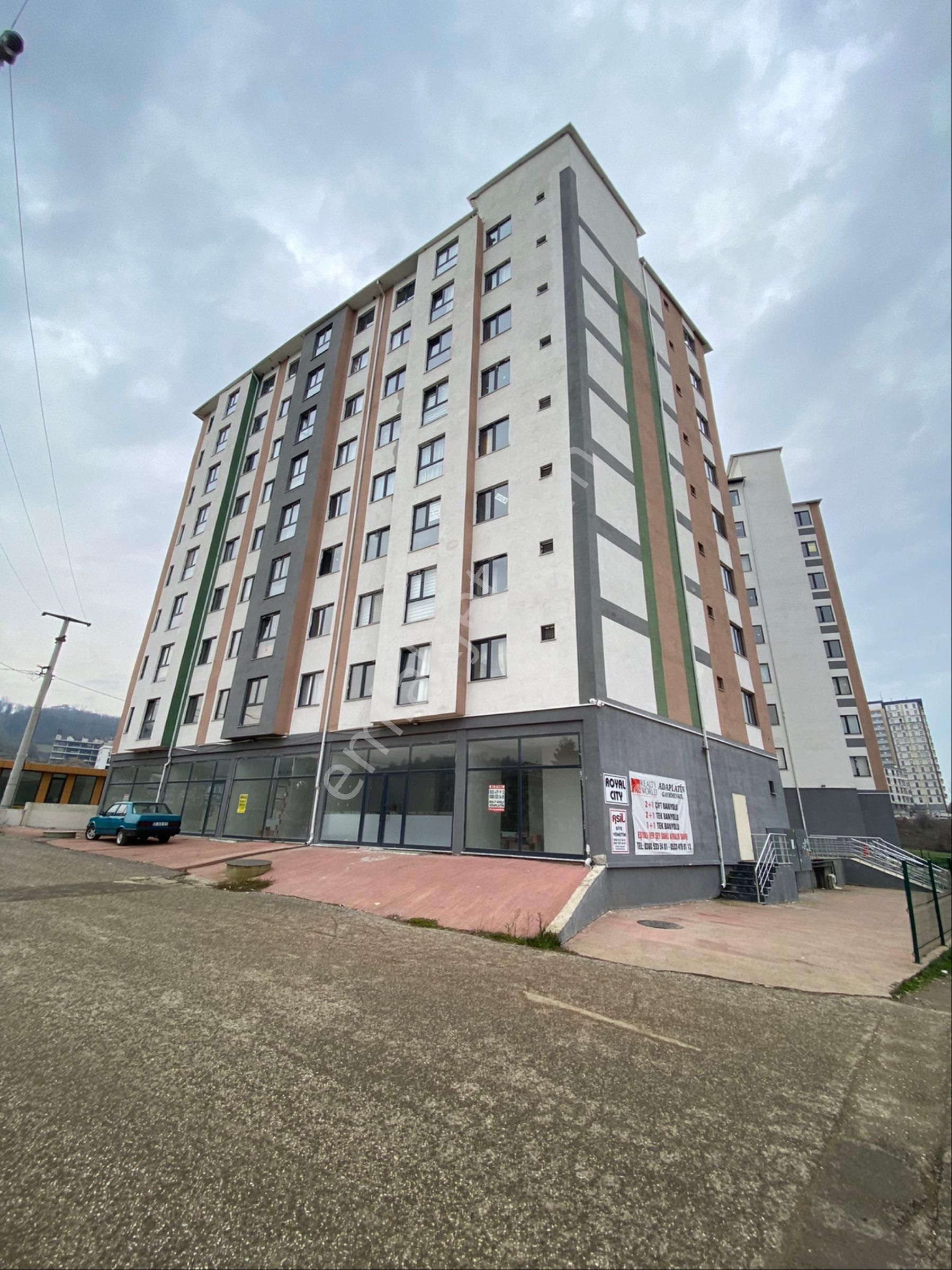 Düzce Merkez Orhangazi Satılık Daire Akmanoğlu Emlak'tan Satılık Üniversite Bölgesi 2+0 Full Eşyalı Daire Royal City