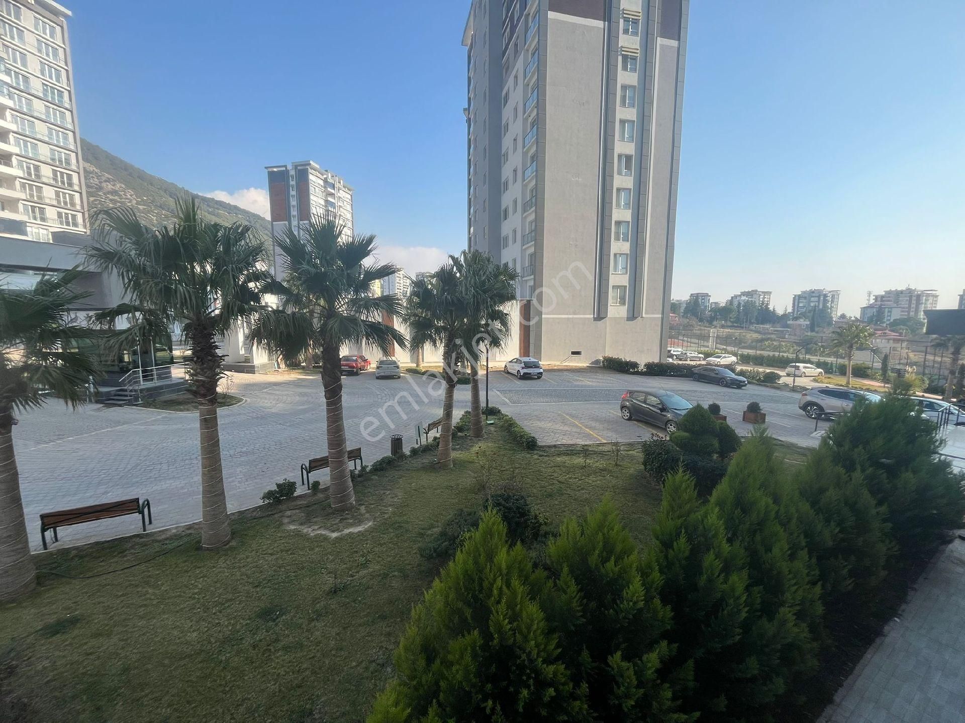 Onikişubat Gedemen Satılık Daire Germenıca Park Sitesi Sosyal Donatılı 5+1 Luks Daire