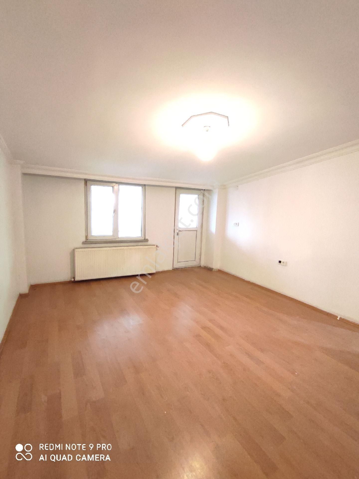 Esenyurt Balıkyolu Metrobüse Yakın Kiralık Daire Esenyurt Balıkyolunda Kiralik 3+1 Tek Daire Üzeri En Üst Kat