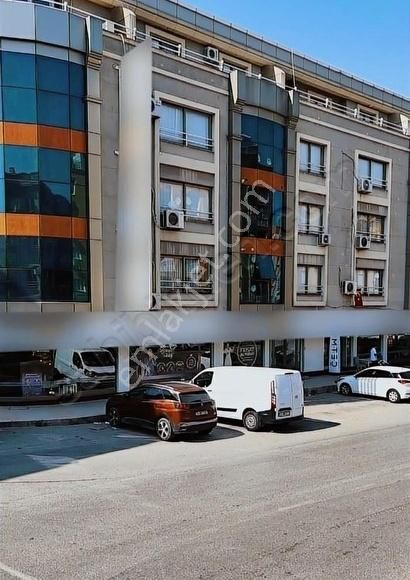 Bornova Yeşilova Satılık Dükkan & Mağaza Yeşilova Ana Cadde Üzeri 2000 M2 Batarlı İşyeri