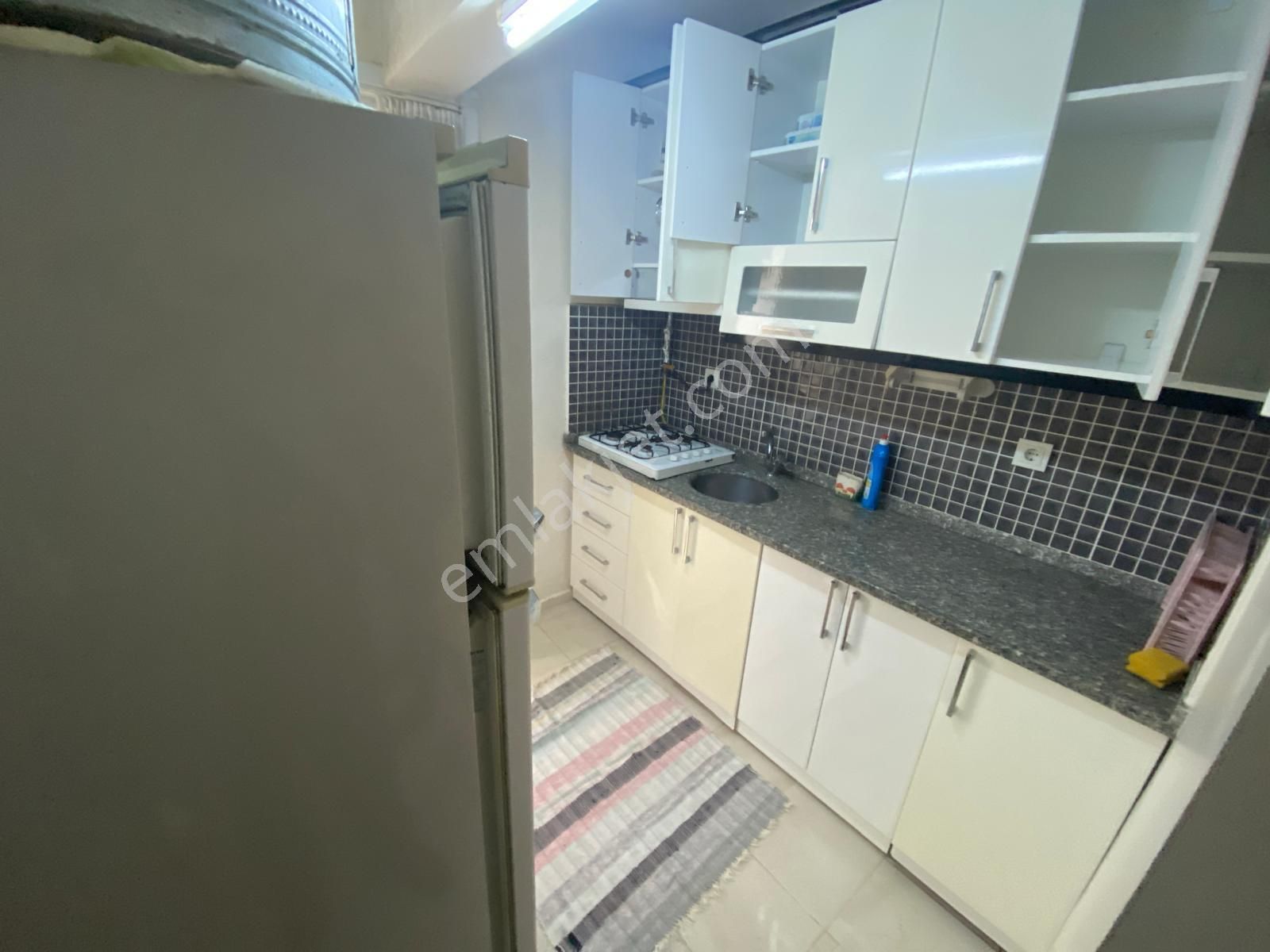 Bayrampaşa Kocatepe Metrobüse Yakın Kiralık Daire İstanbul Bayrampaşa'da Kocatepe Mahallesinde Daire 2+1