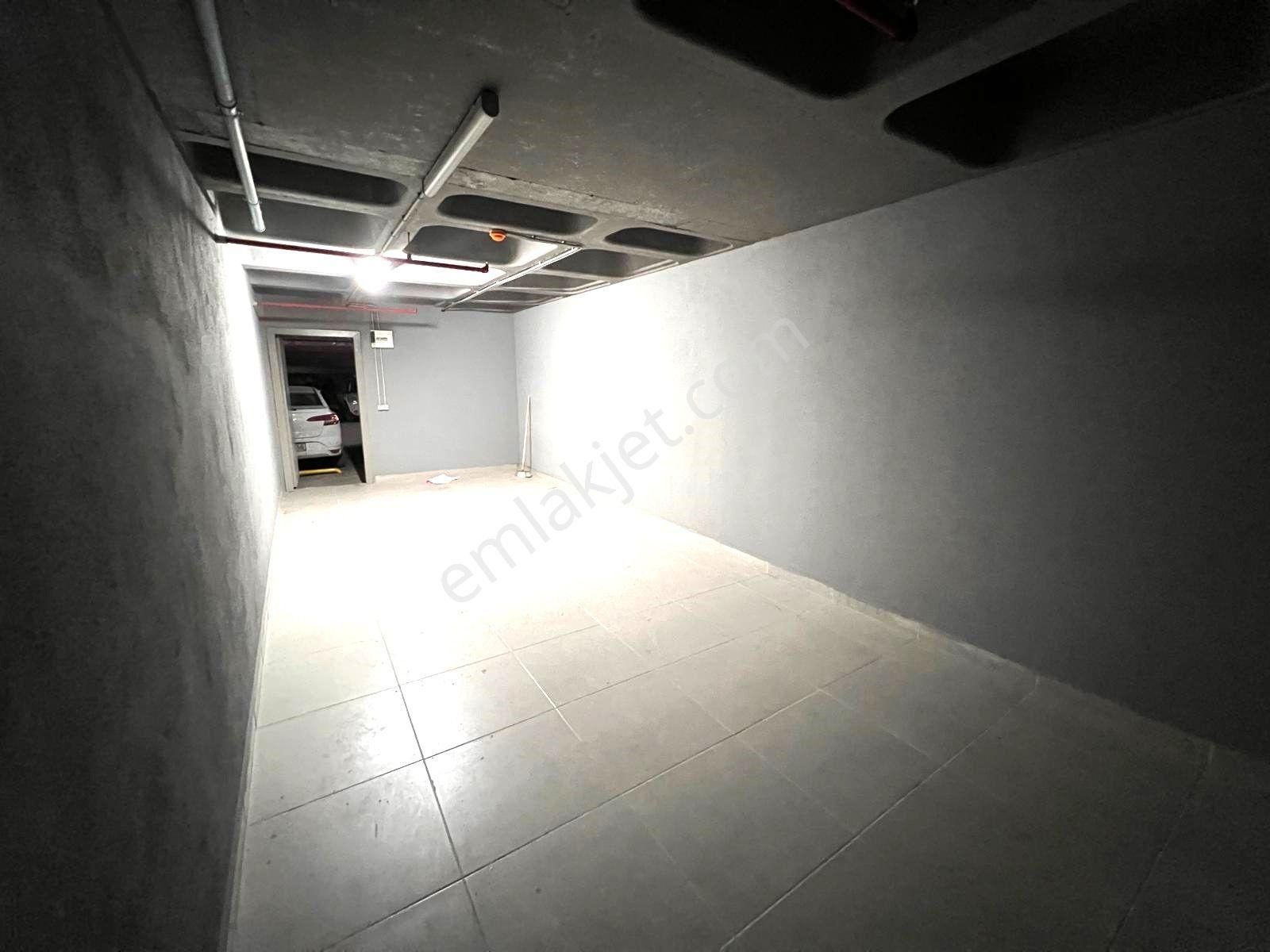 Seba'dan Sefaköy Merkezde Kiralık 50m2 Depo - Görsel 6