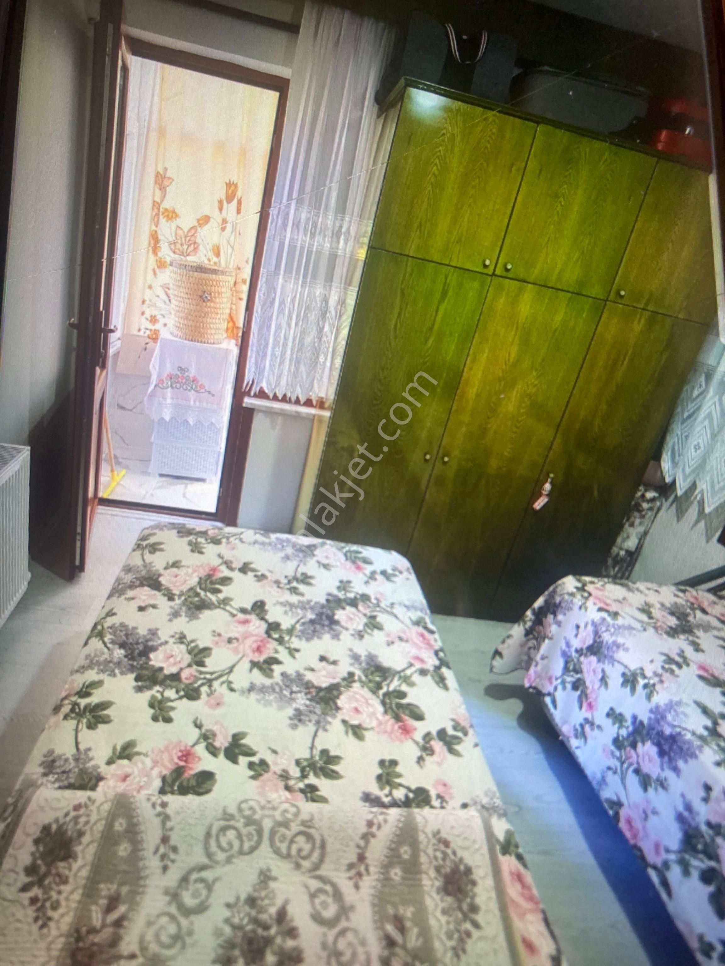Armutlu Denize 100 M Masrafsız Kombili Eşyalı Daire - Görsel 15