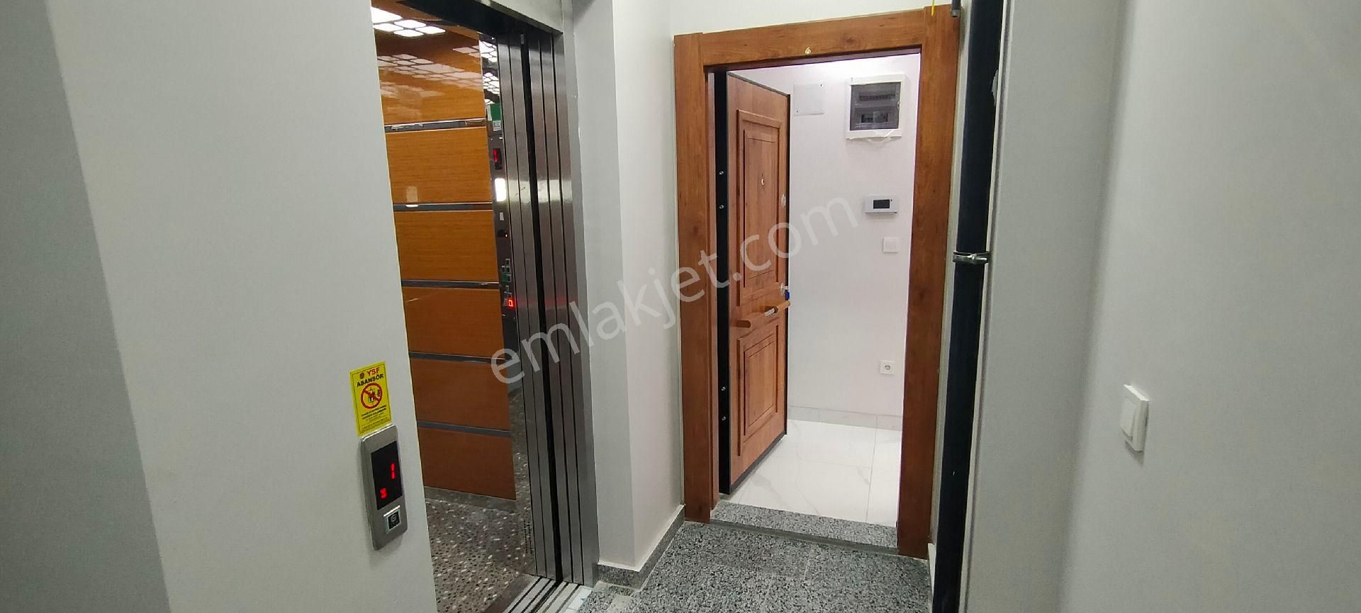 Sancaktepe Sarıgazi Satılık Daire Sancaktepe Satılık 2+1 1.kat 85m² Sıfır Asansörlü