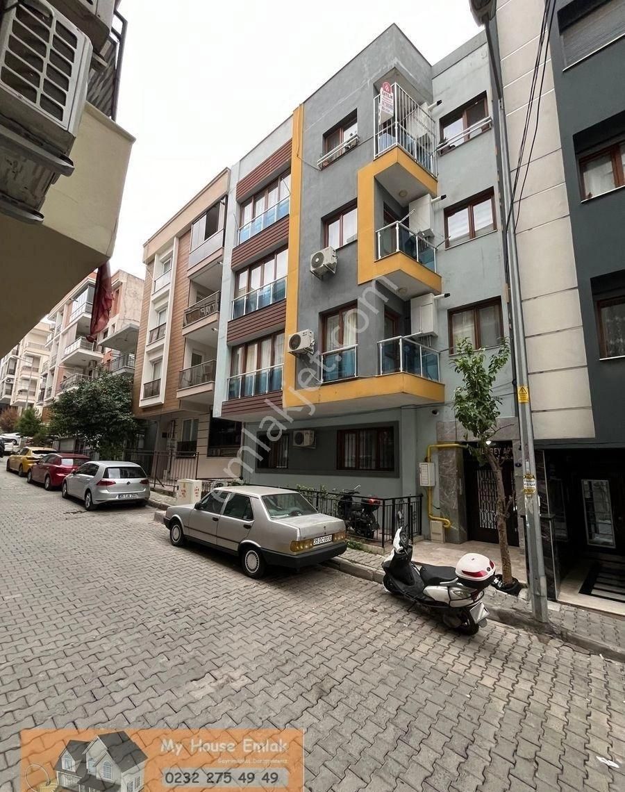 Buca Laleli Satılık Daire İzmir Şirinyerde 2+1 80 M2 Teraslı Satılık Geniş Daire