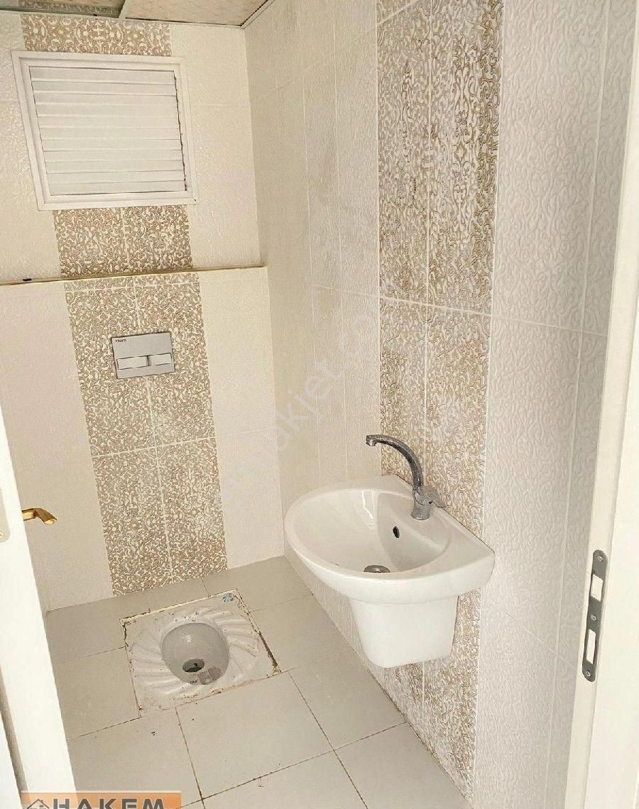 Hakem Emlak'tan Ptt Evlerinde Bulvar Üzeri İskânlı Krediye Uygun 3+1 Kapalı Mutfak Satılık Daire 🤝 - Görsel 15