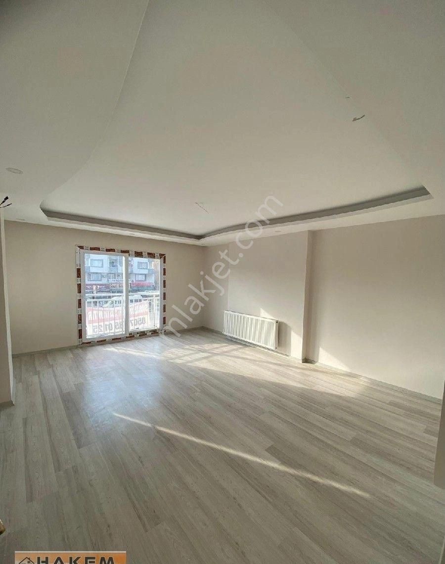 Hakem Emlak'tan Ptt Evlerinde Bulvar Üzeri İskânlı Krediye Uygun 3+1 Kapalı Mutfak Satılık Daire 🤝 - Görsel 11