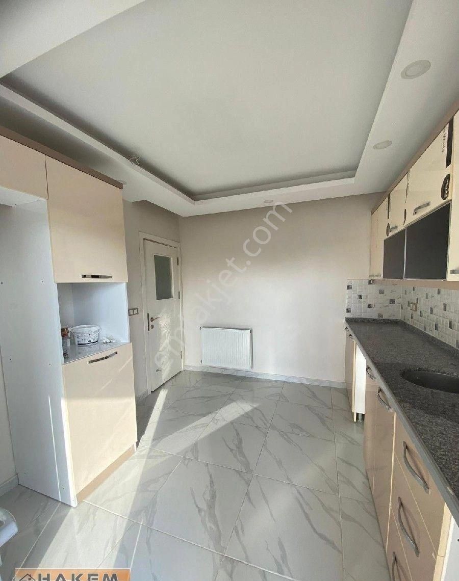 Hakem Emlak'tan Ptt Evlerinde Bulvar Üzeri İskânlı Krediye Uygun 3+1 Kapalı Mutfak Satılık Daire 🤝 - Görsel 9