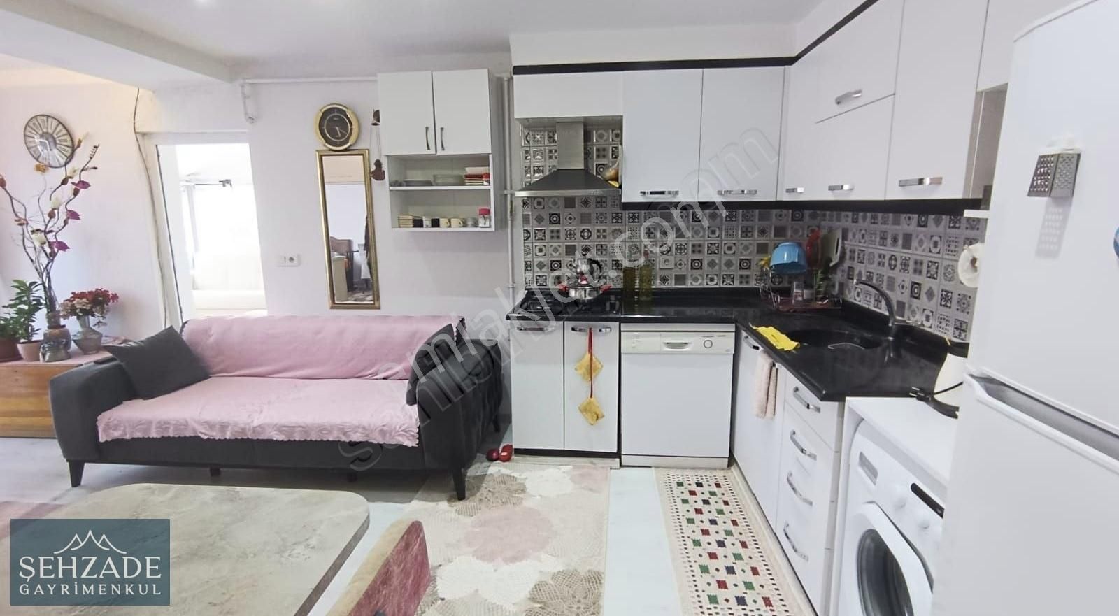 Pamukkale Asmalıevler Satılık Daire Şehzade'den Asmalıevlerde Satılık 3+1 Eşyalı Apart