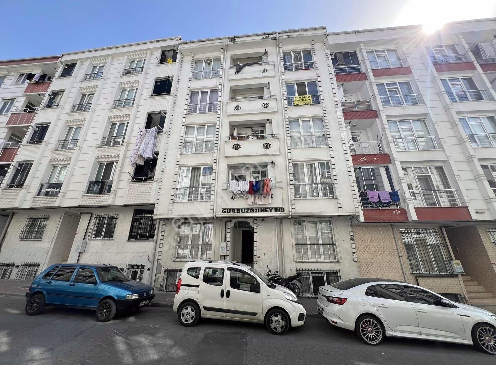 Esenyurt Orhan Gazi Satılık Daire Orhangazi Mahallesi Kelepir Satılık Daire 2+1 90 M2