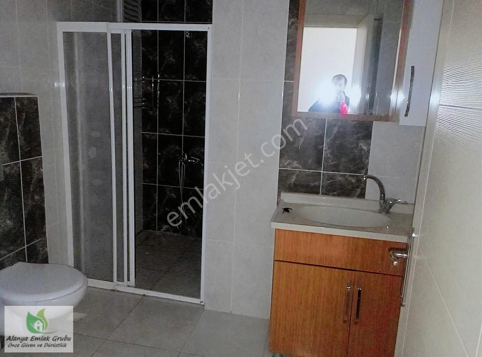 Selçuklu Şeker Kiralık Daire Konya,şeker Mh.turgutlu Sk.elifkent Sit. 3+1 Daire 14.kat 152m2