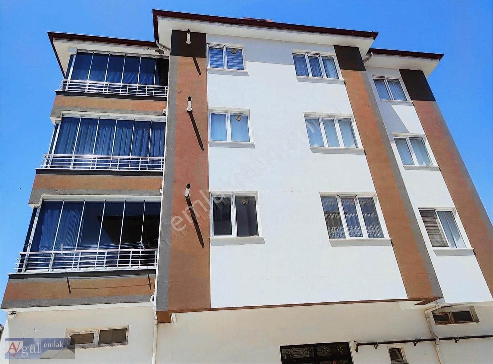 Yeşilyurt Özalper Satılık Daire Aygül Emlaktan Özalperde Satılık 2+1 Daire