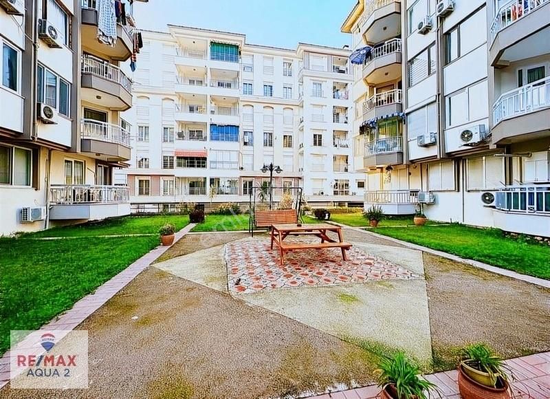 Konyaaltı Liman Satılık Daire Gizem Sitesi'nde, Denize Sıfır, Doğalgazlı, Satılık 1+1 Daire