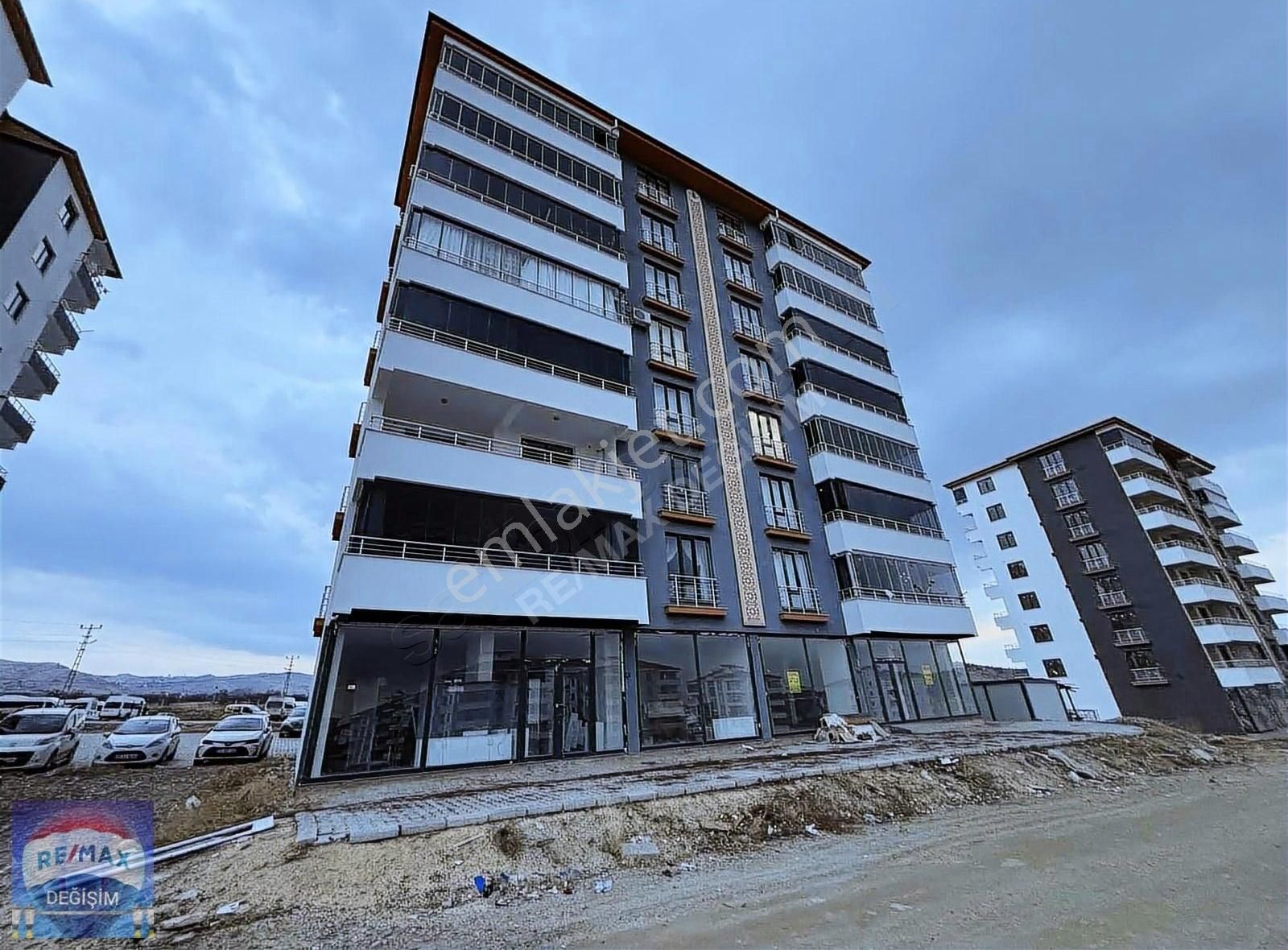 Elazığ Merkez Doğu Kent Satılık Daire Remax Değişimden Şehir Hastanesi Karşısı 3+1 Arakat Daire