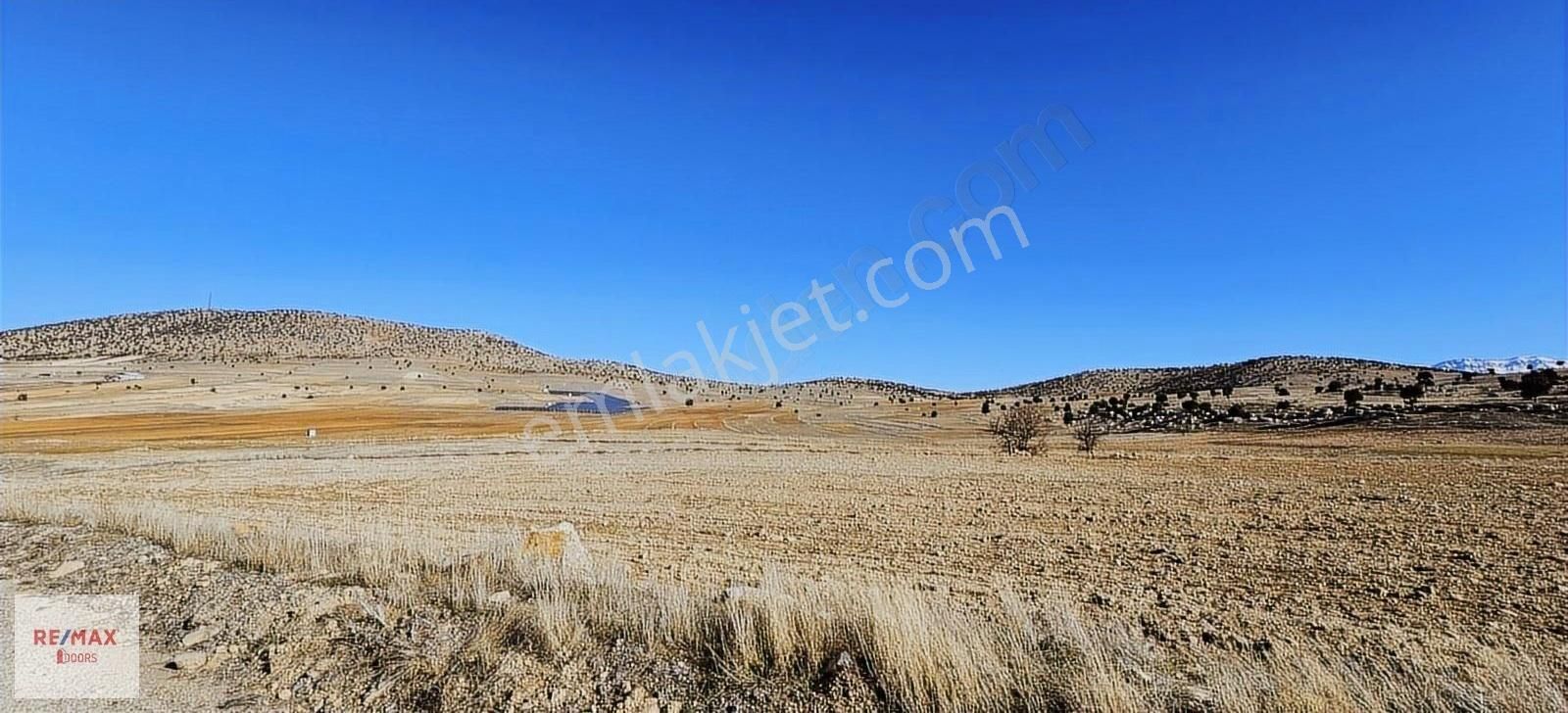 Korkuteli Sımandır Satılık Tarla Korkuteli Simandır Ulucak Köyü Mevkiinde 7838 M2 Satılık Tarla