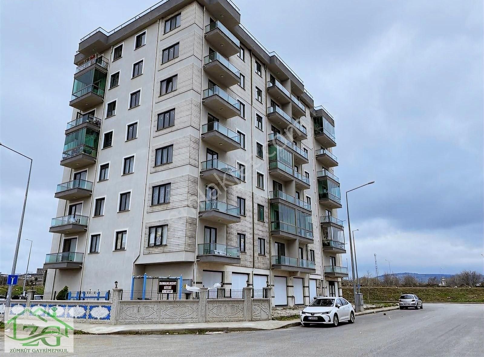 Çanakkale Merkez İsmetpaşa Satılık Daire Zümrütten Geniş Kullanışlı 1+1 Daire