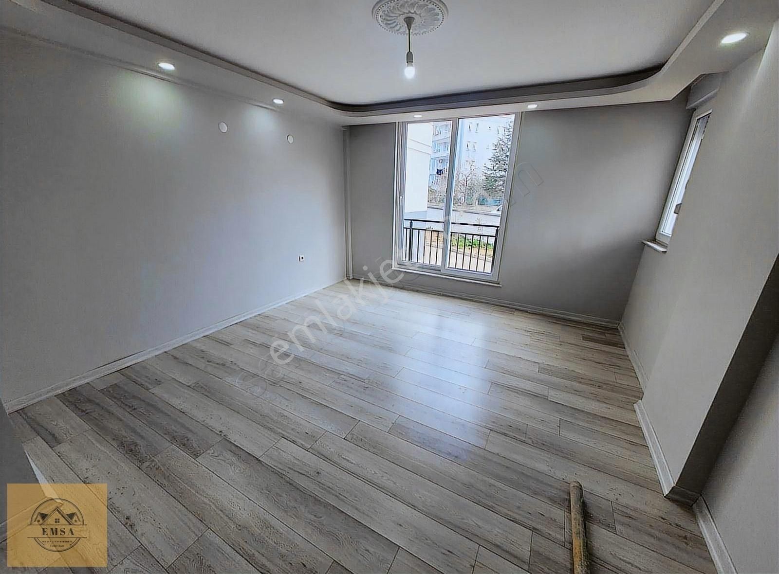 Kepez Aydoğmuş Satılık Daire Yüksek Kredı Imkanlı 2+1 90 M² Tramvay A 800 M Fırsatt Dairesi