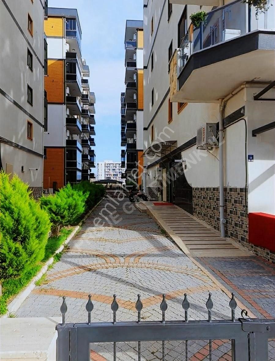 Çanakkale Merkez İsmetpaşa Kiralık Daire Çanakkale İsmetpaşa Mah. 1+1 Eşyalı Kapalı Mutfak Daire